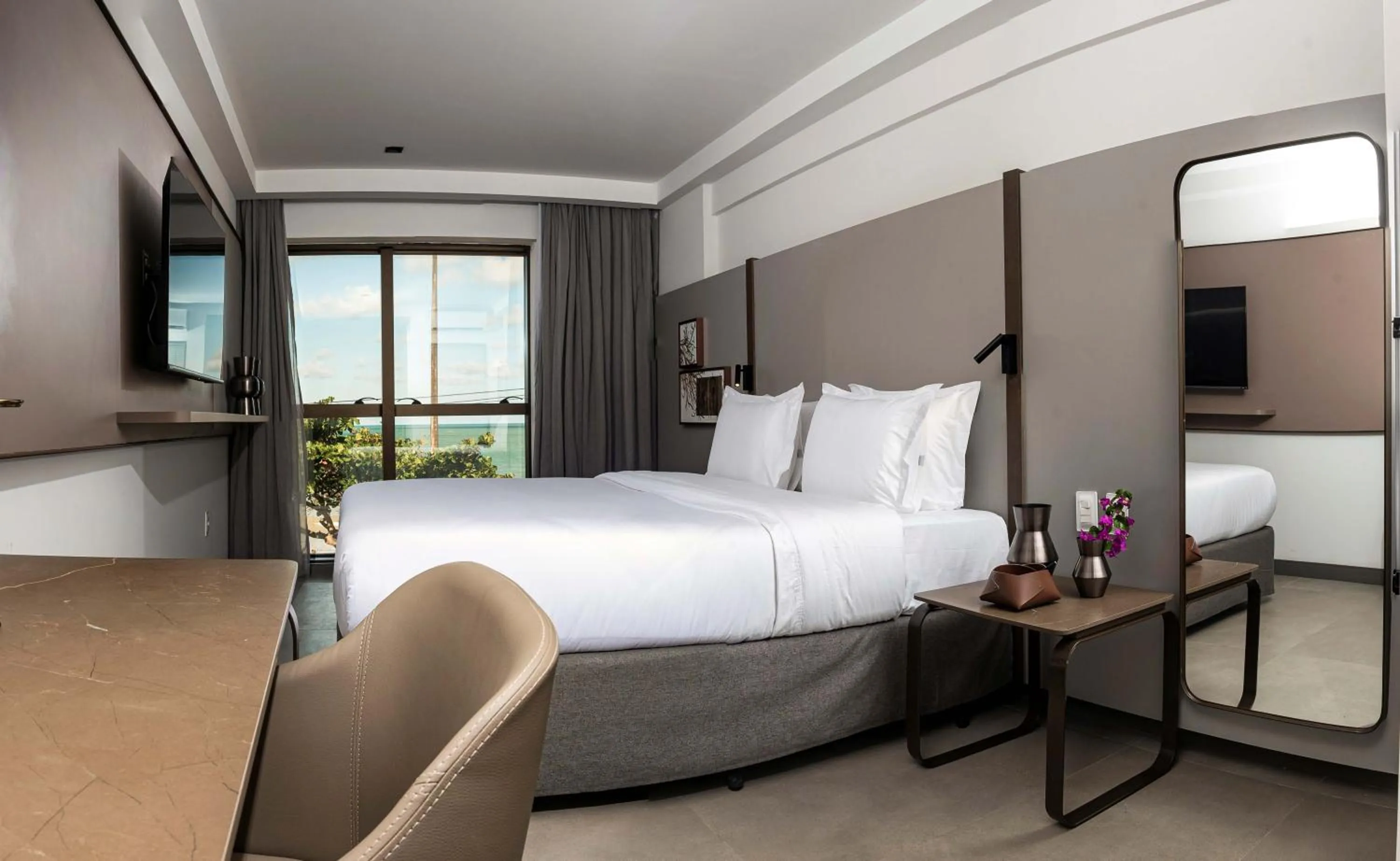 Bed in HCM - Hotel Corais de Manaira