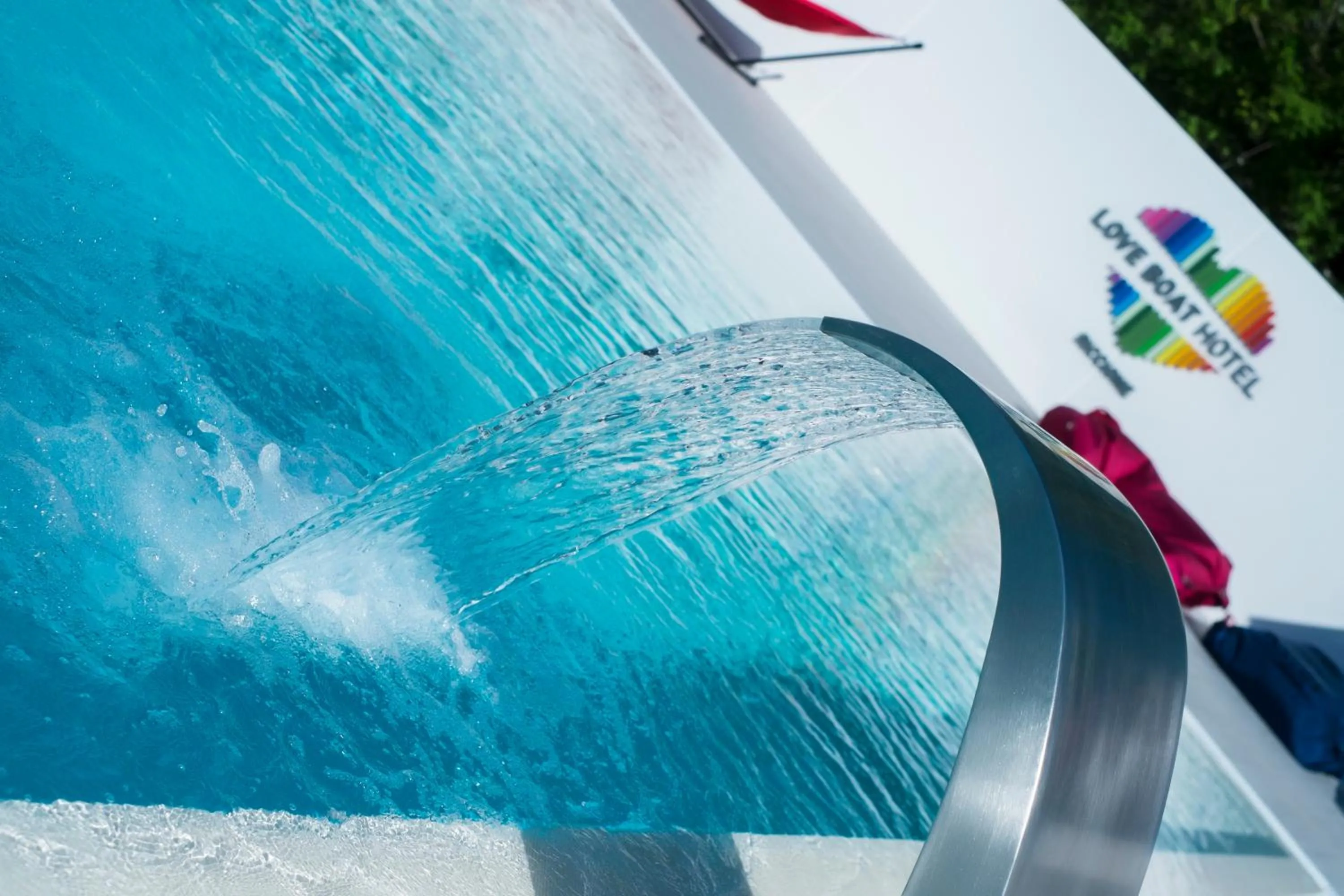 Swimming pool in Love Boat Hotel - The Original