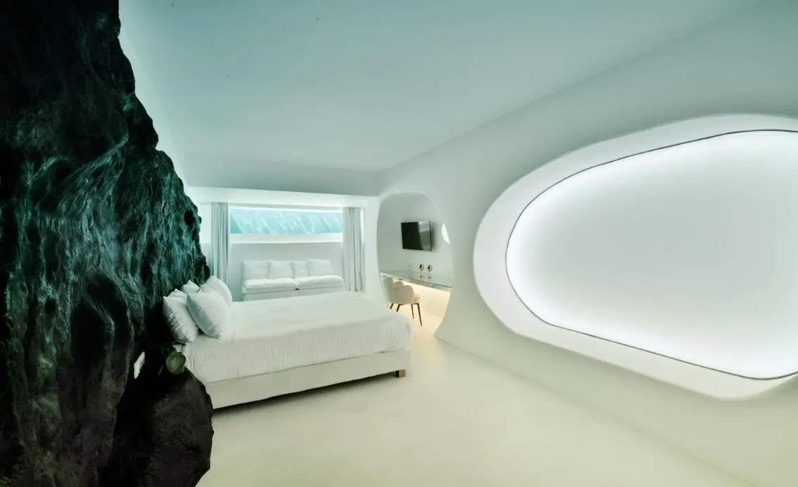 Bedroom, Bed in Million Stars Mykonos