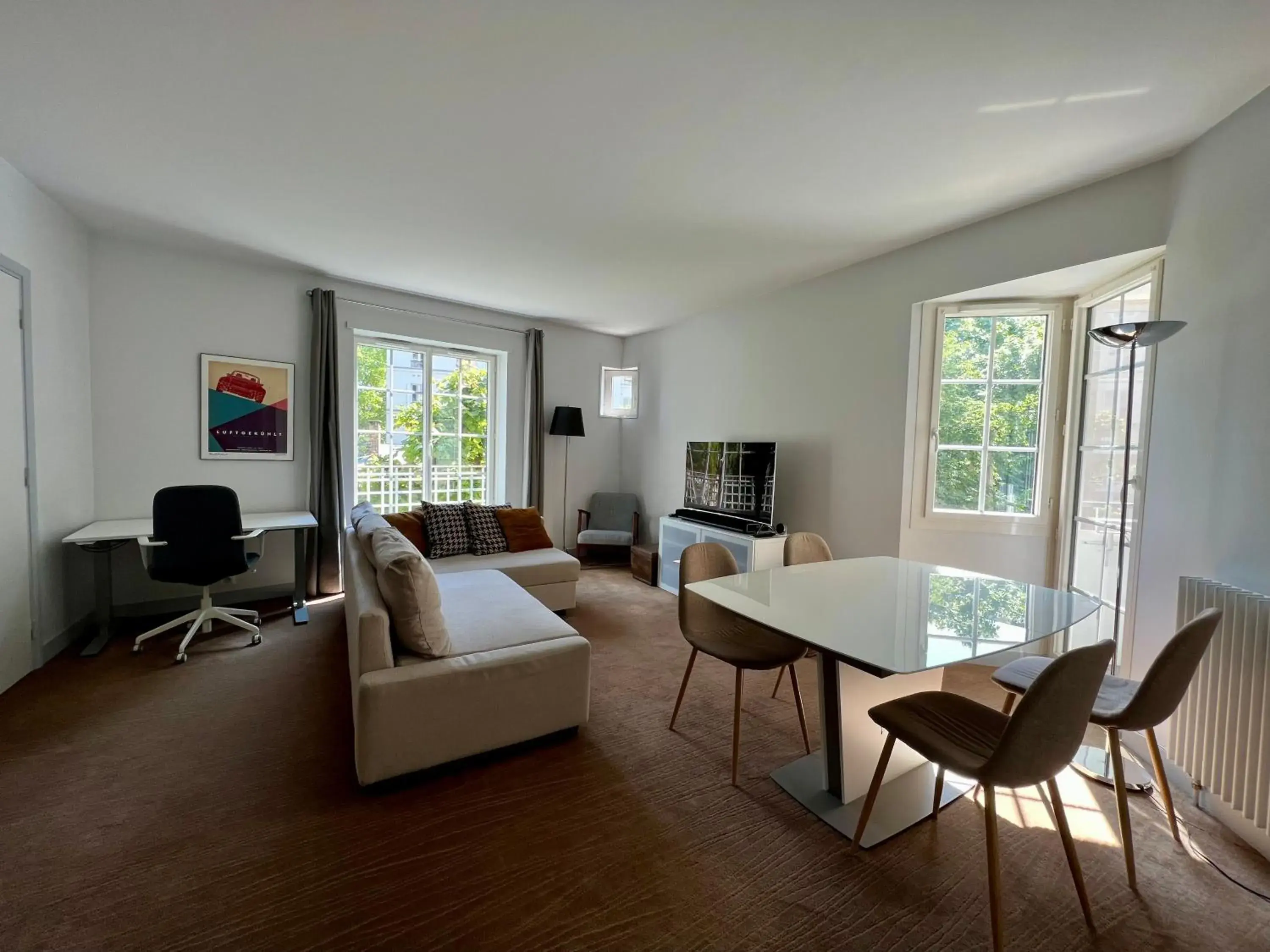 Spacious & modern flat close to Parc Monceau Spacious & modern flat close to Parc Monceau