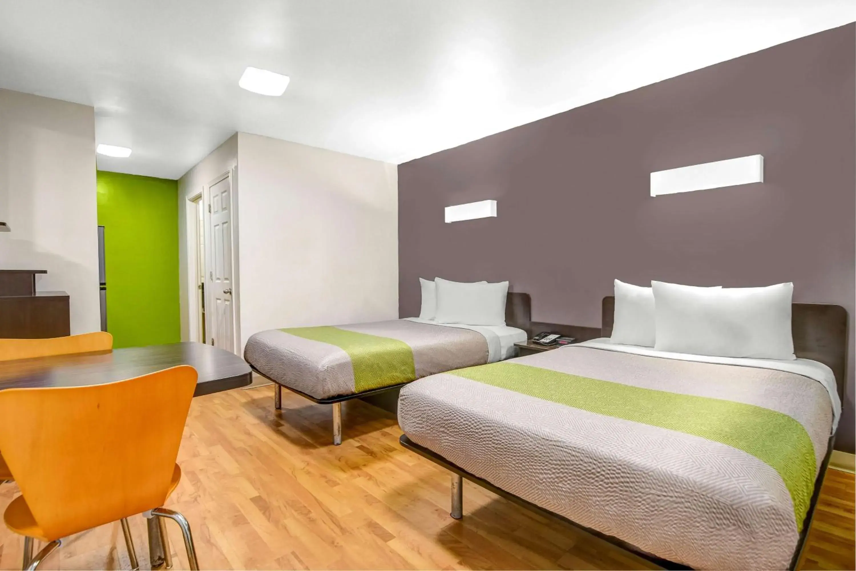 Photo of the whole room, Bed in Studio 6-Atlanta, GA - Chamblee Photo of the whole room, Bed in Studio 6-Atlanta, GA - Chamblee