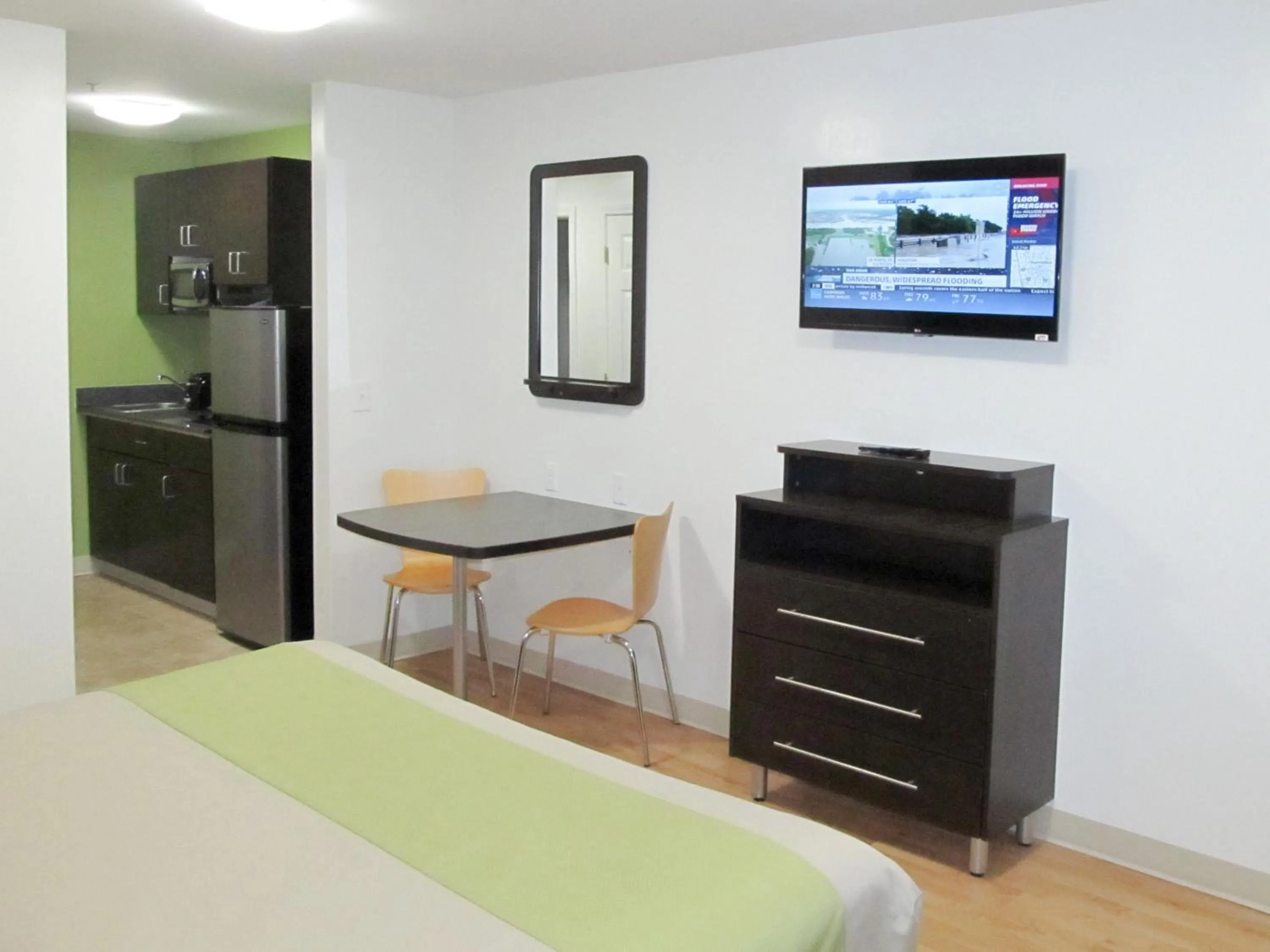 Bedroom in Studio 6-Atlanta, GA - Chamblee