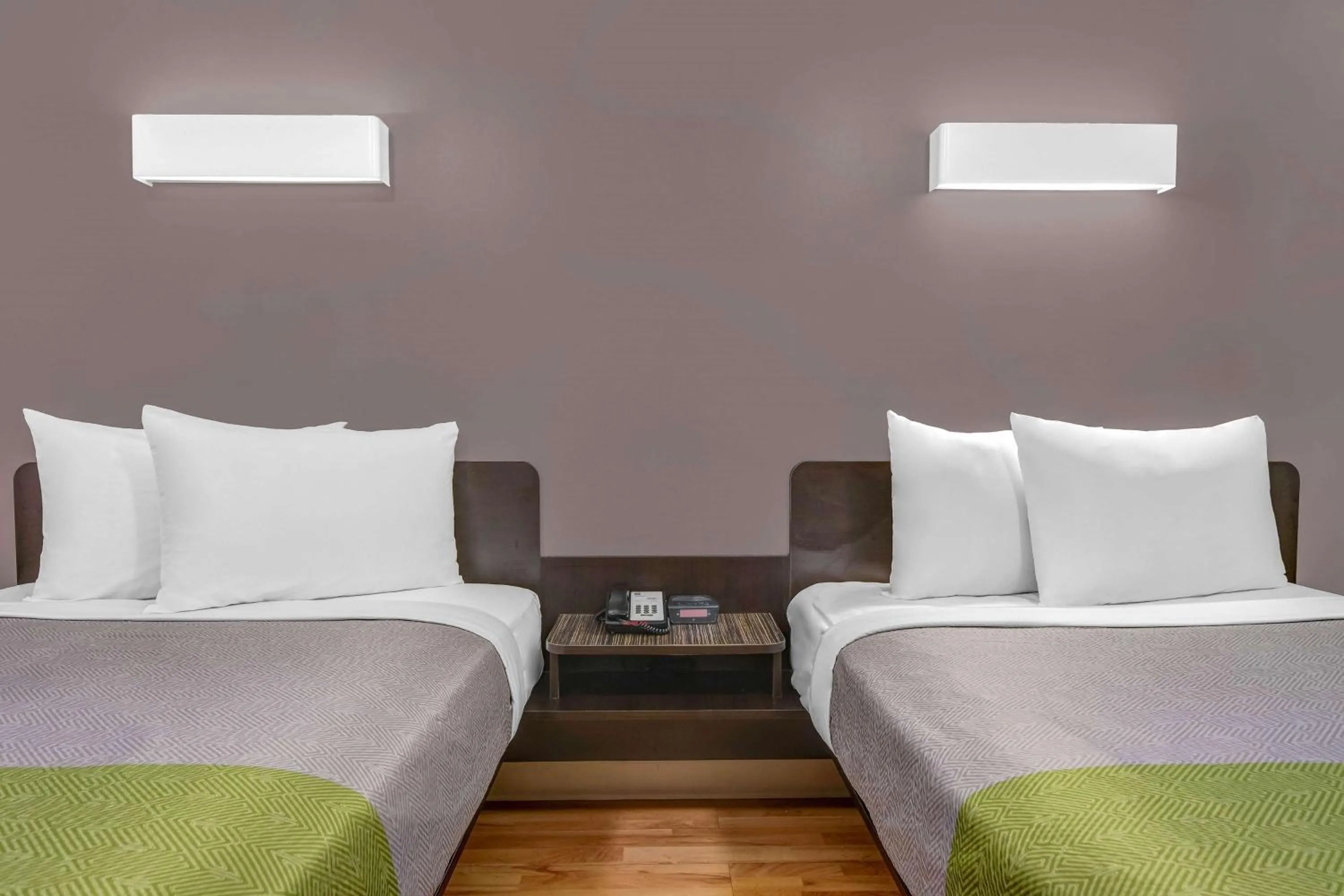 Photo of the whole room, Bed in Studio 6-Atlanta, GA - Chamblee