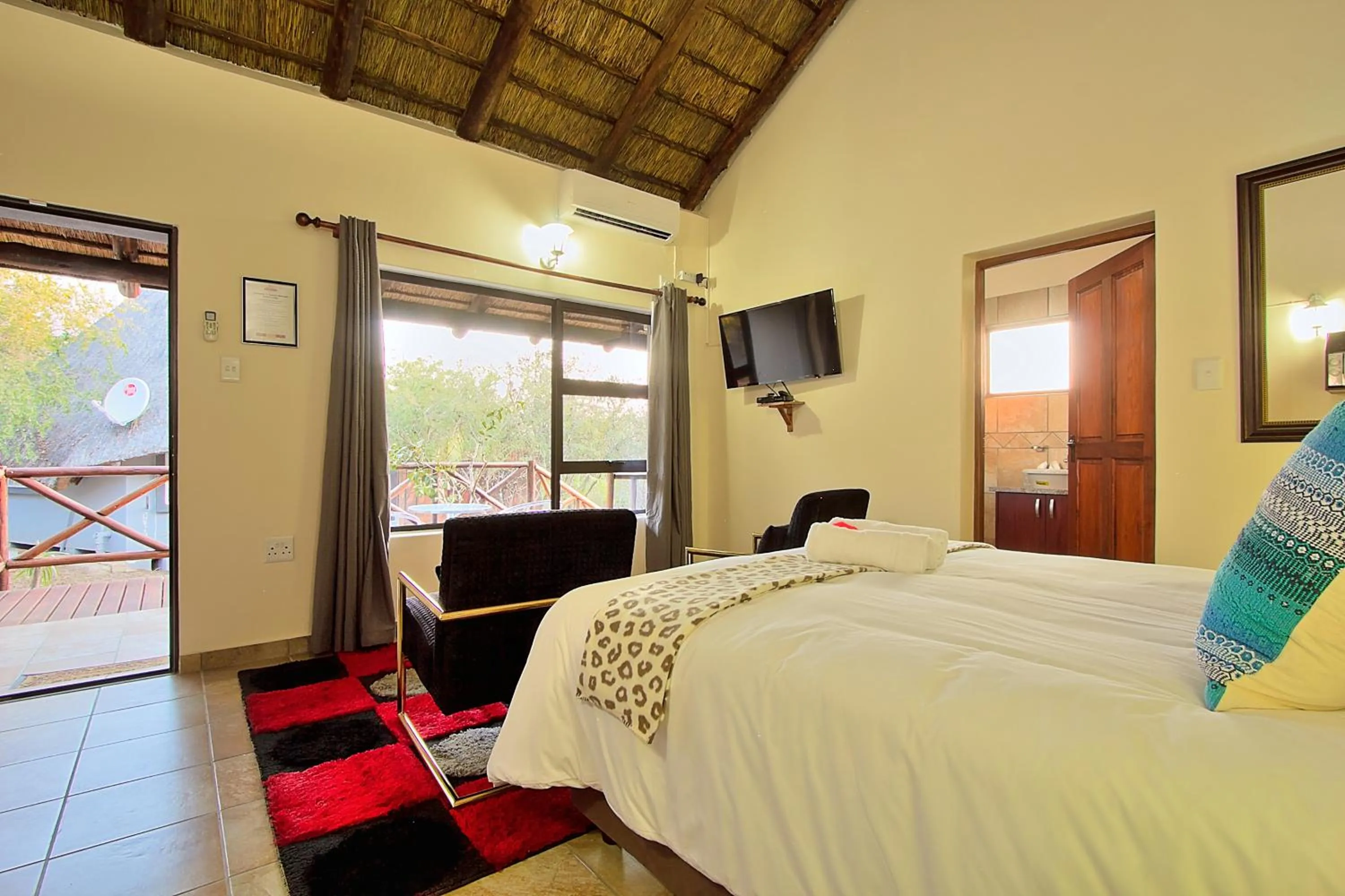 Bedroom, Bed in Royal Marlothi Kruger Safari Lodge and Spa