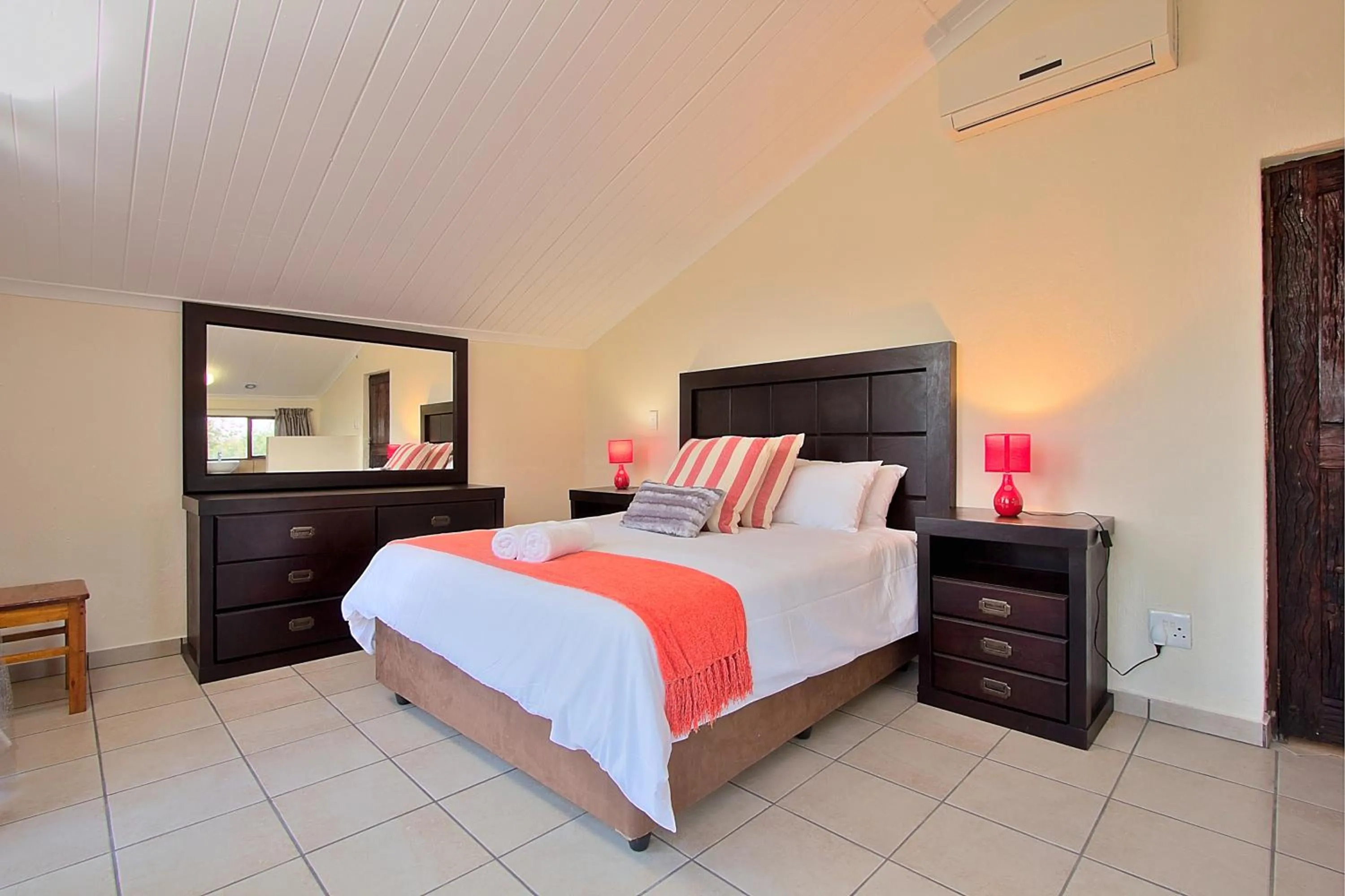 Bedroom, Bed in Royal Marlothi Kruger Safari Lodge and Spa