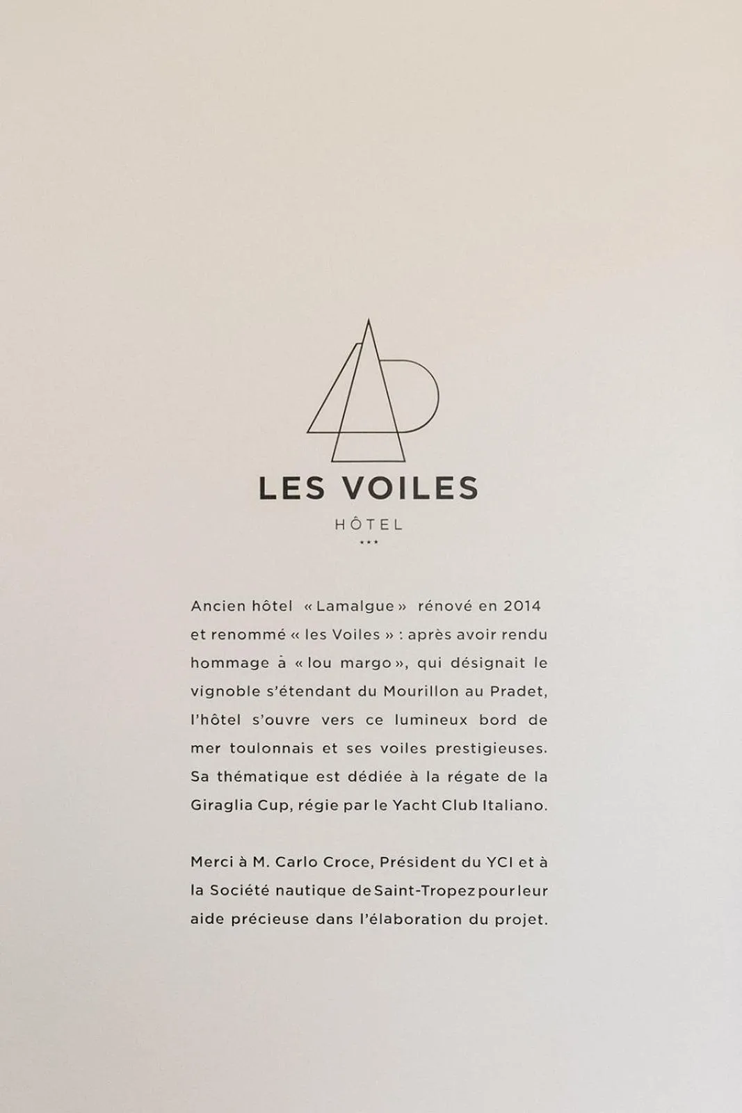 Property logo or sign in Hôtel Les Voiles
