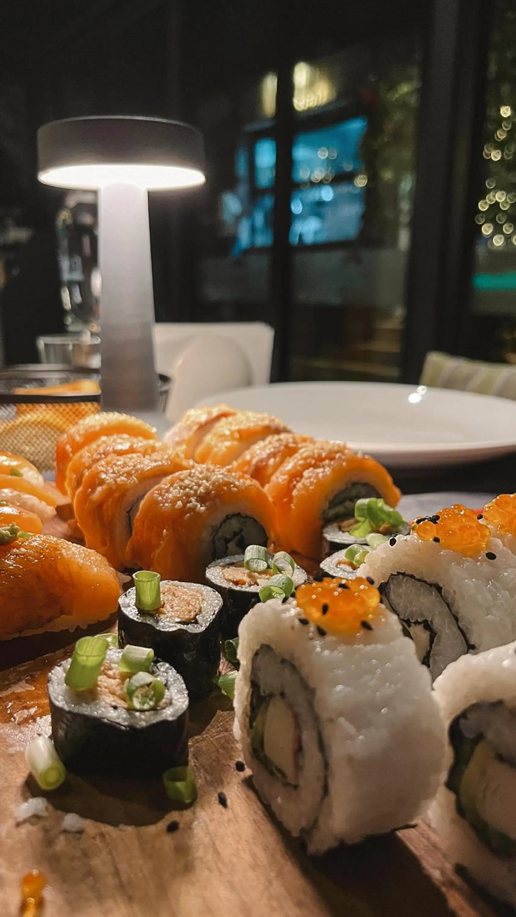 Restaurant/places to eat in Tiny town kuyucak