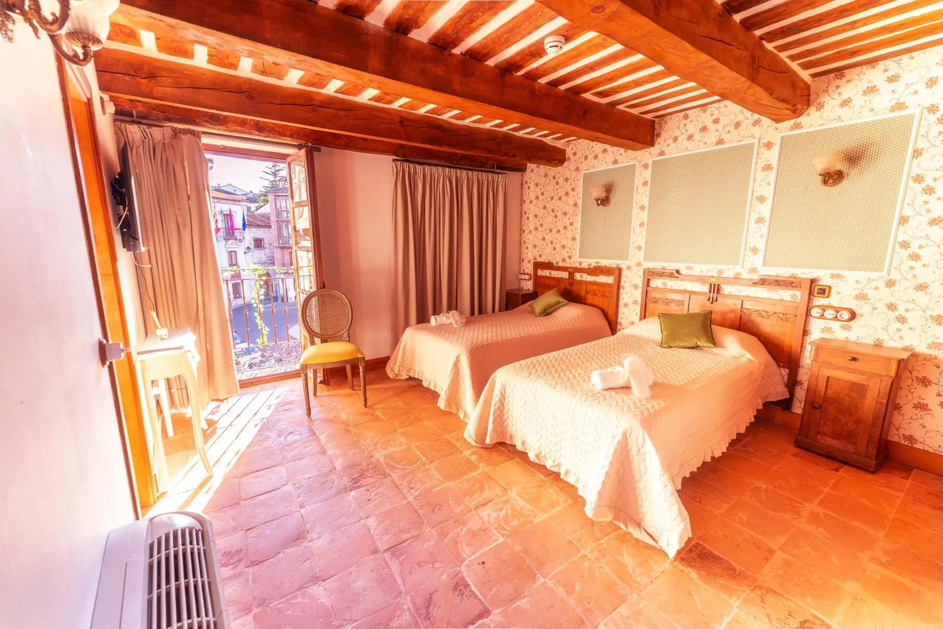 Triple Room - single occupancy in Hotel Rincón Castellano Triple Room - single occupancy in Hotel Rincón Castellano