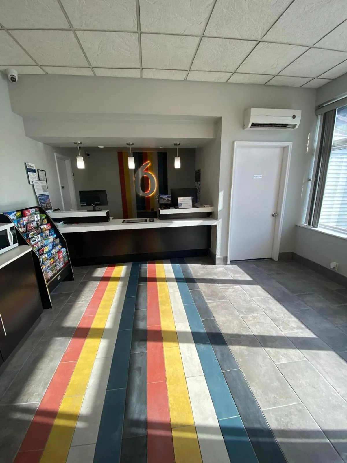 Coffee/tea facilities, Bed in Motel 6 Manchester TN