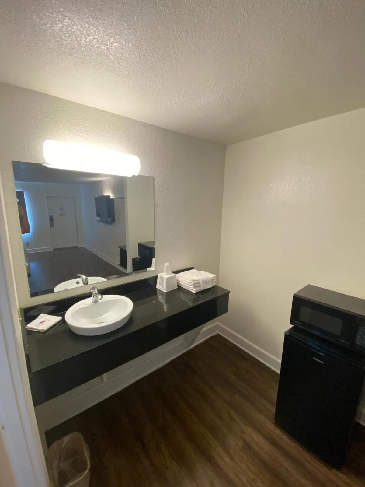 Motel 6 Manchester TN