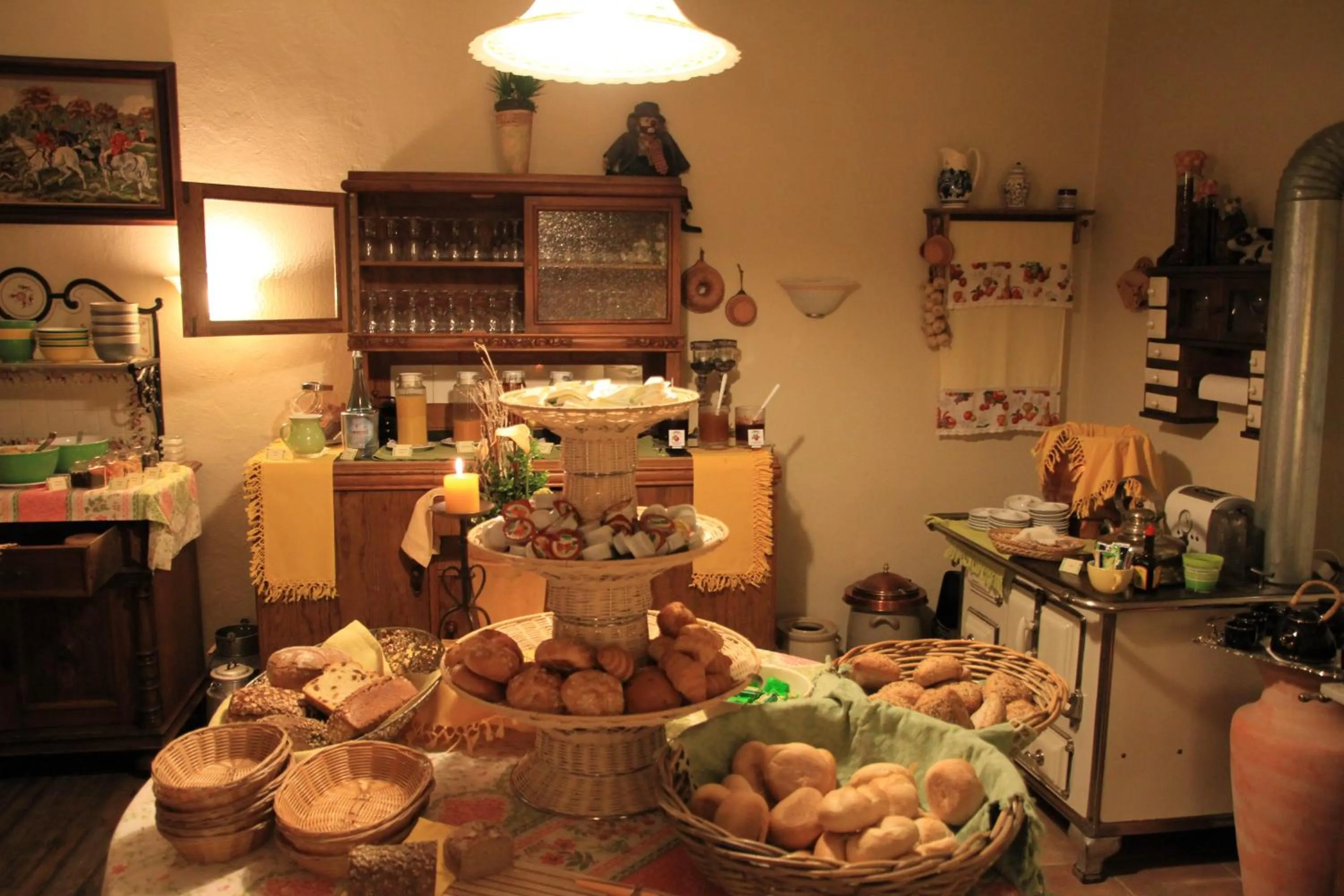 Restaurant/places to eat in Waldhotel zum Bergsee Damme