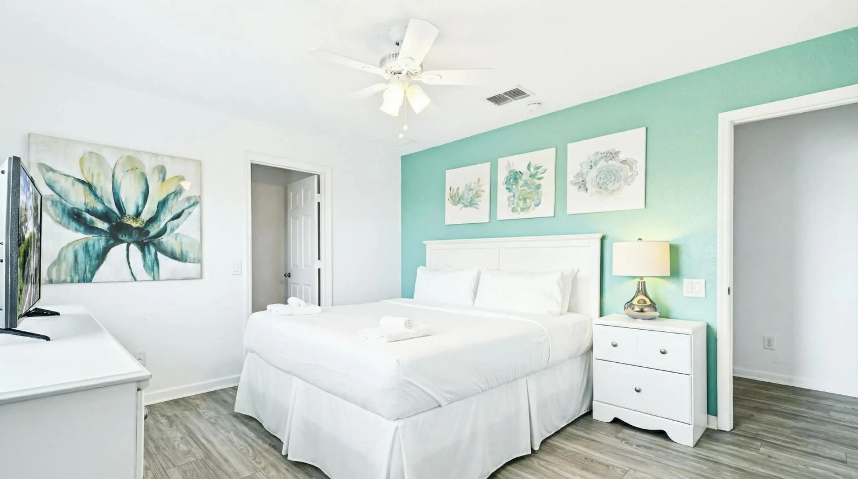 Bed in No Rear Neighbor 6BR Private Pool/Spa Near Disney