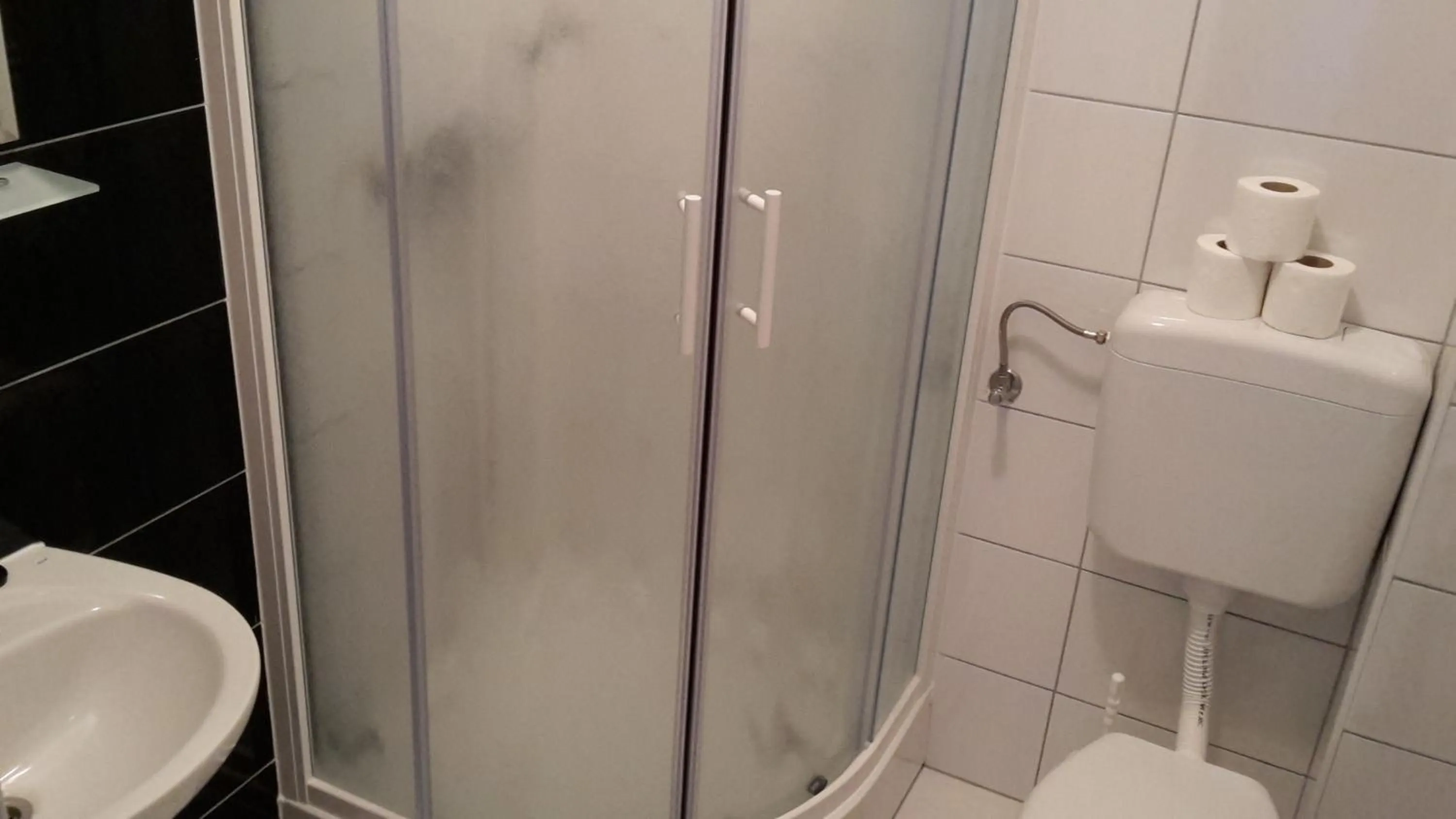 Shower in Hotel ''Marinko Kozina'' - Medjugorje