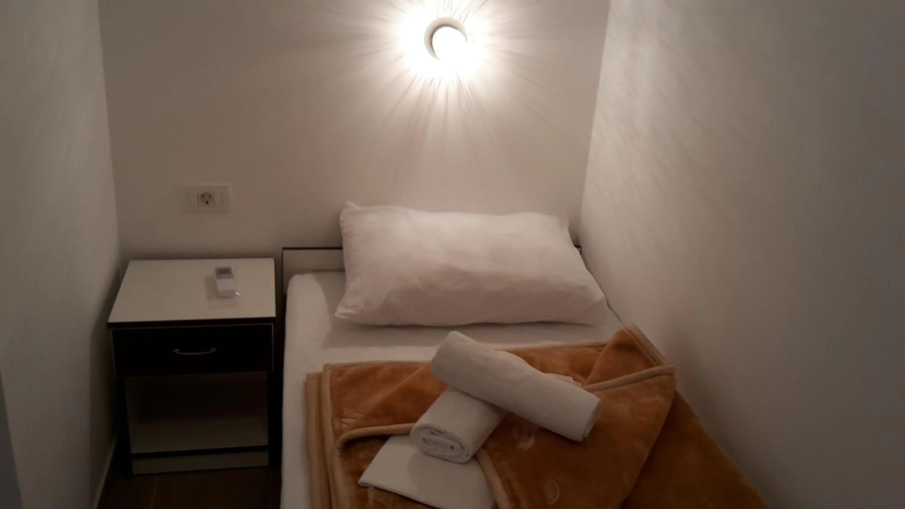 Bed in Hotel ''Marinko Kozina'' - Medjugorje