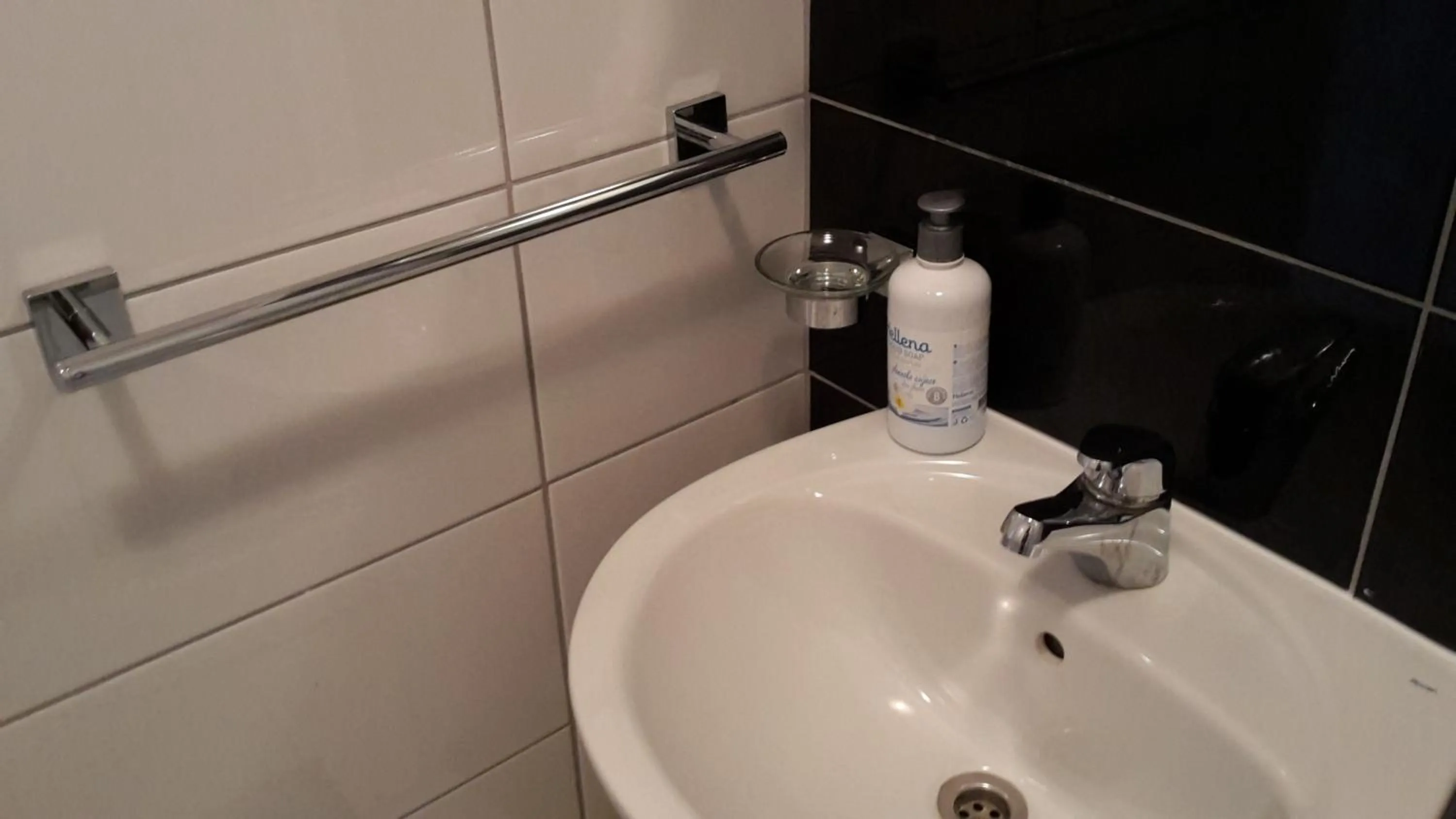 Bathroom in Hotel ''Marinko Kozina'' - Medjugorje