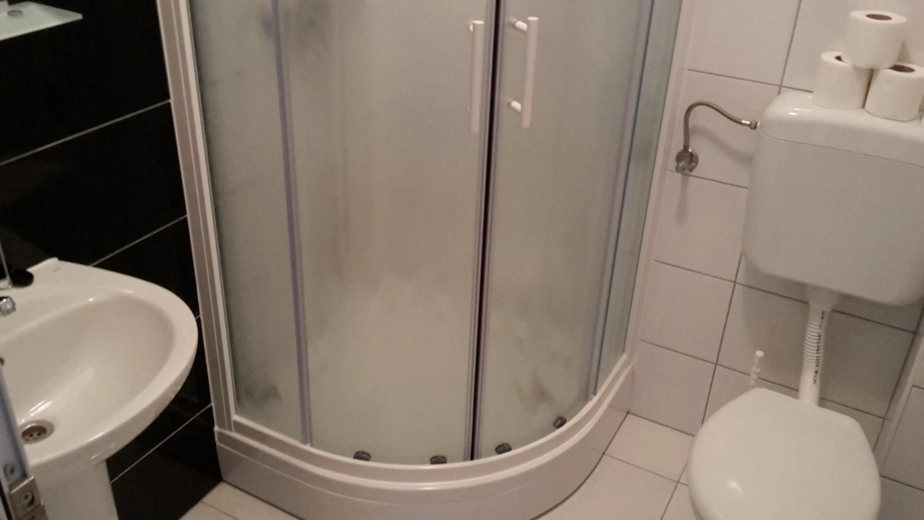 Shower in Hotel ''Marinko Kozina'' - Medjugorje