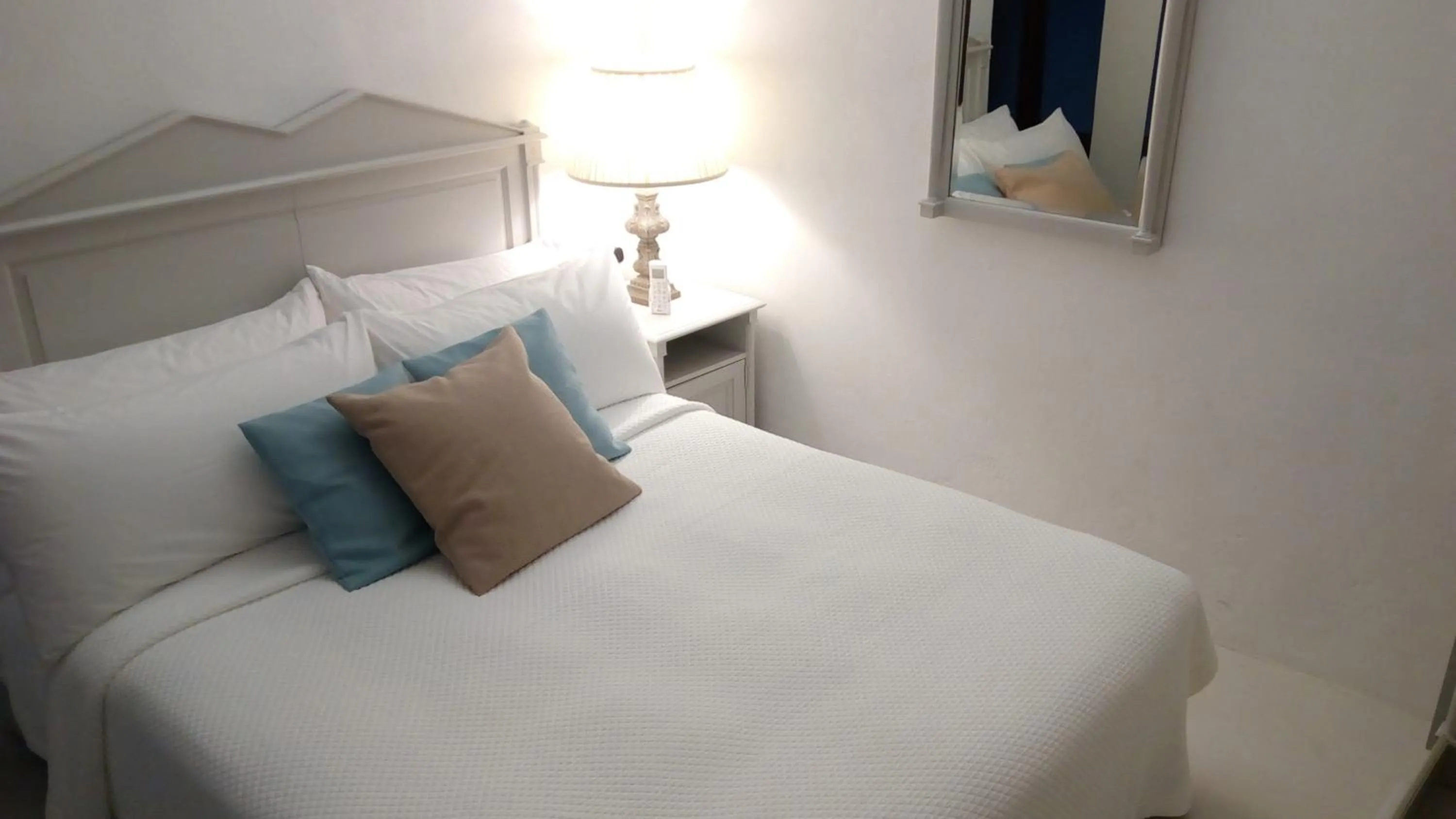 Bed in The Old Markets