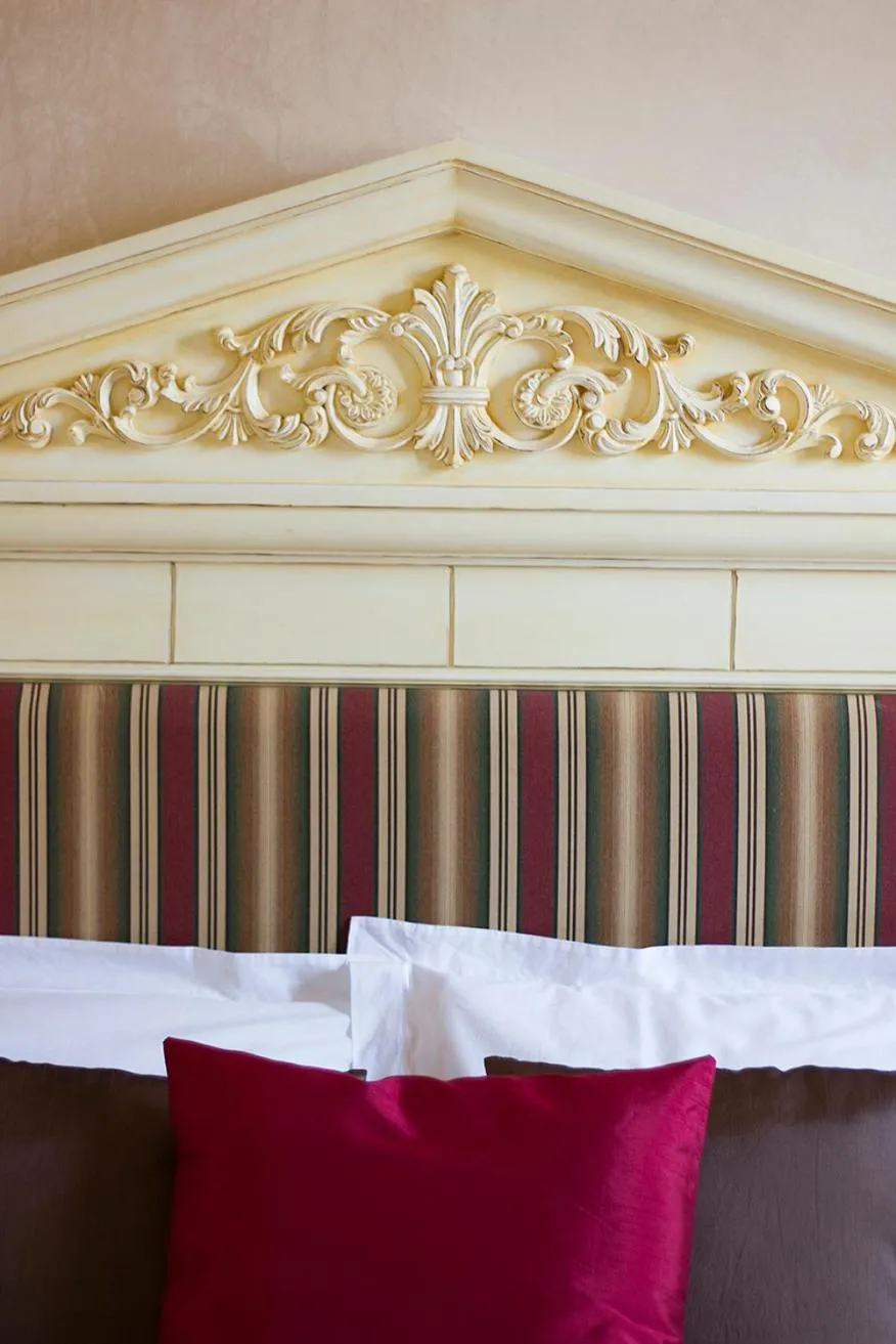 Decorative detail, Bed in The Old Markets