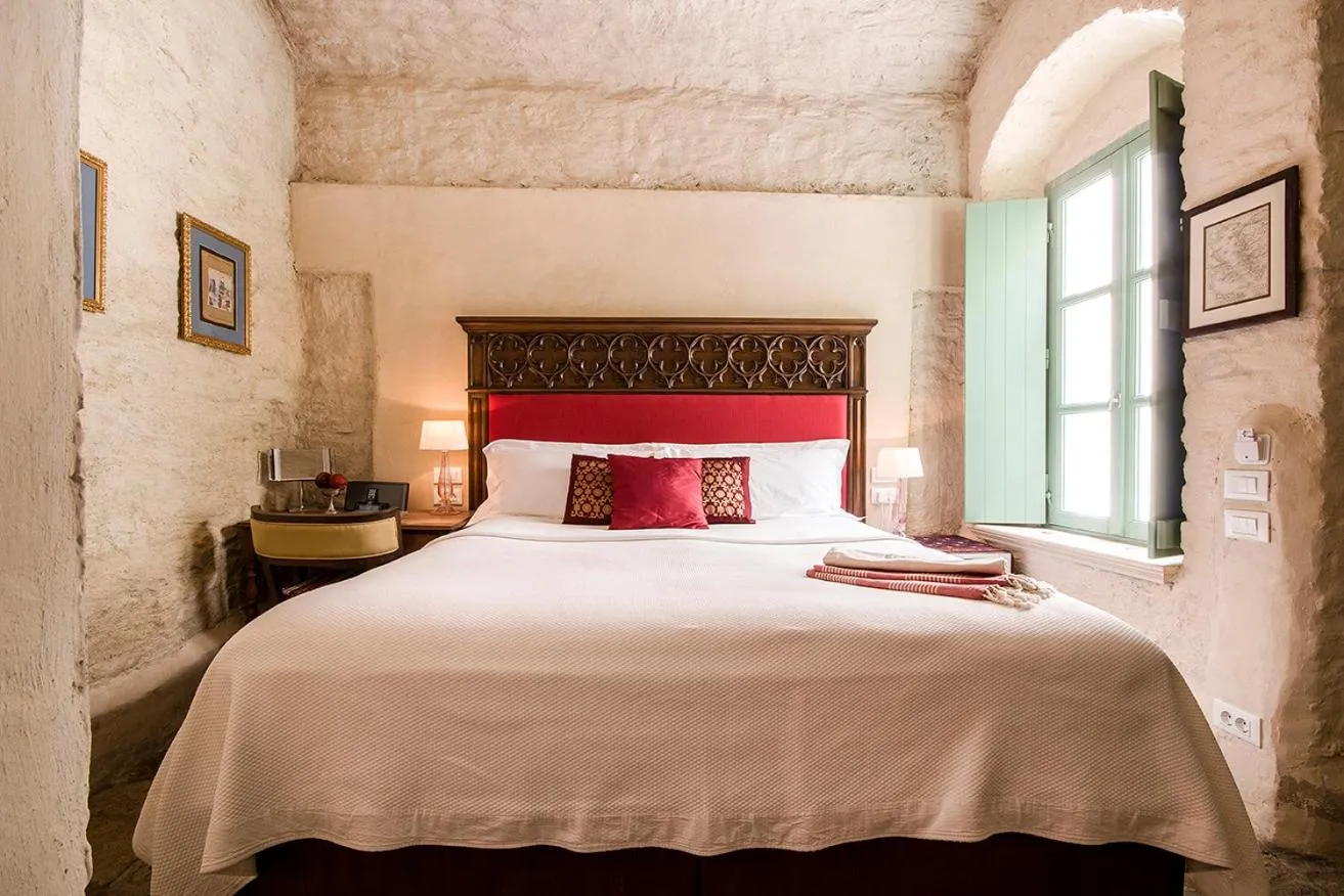 Bed in The Old Markets