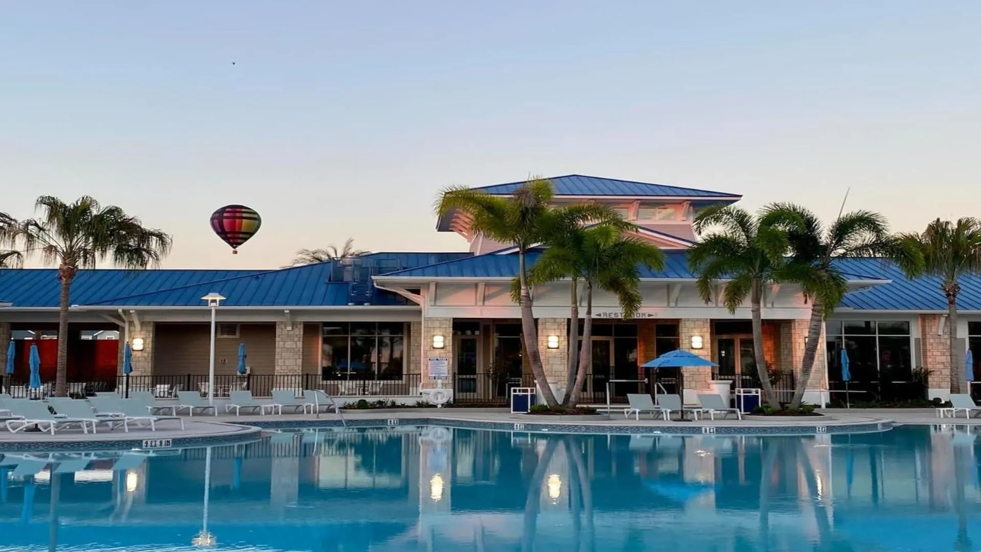 Swimming pool in Luxury Home w/ Pool, Game Room, Near Disney