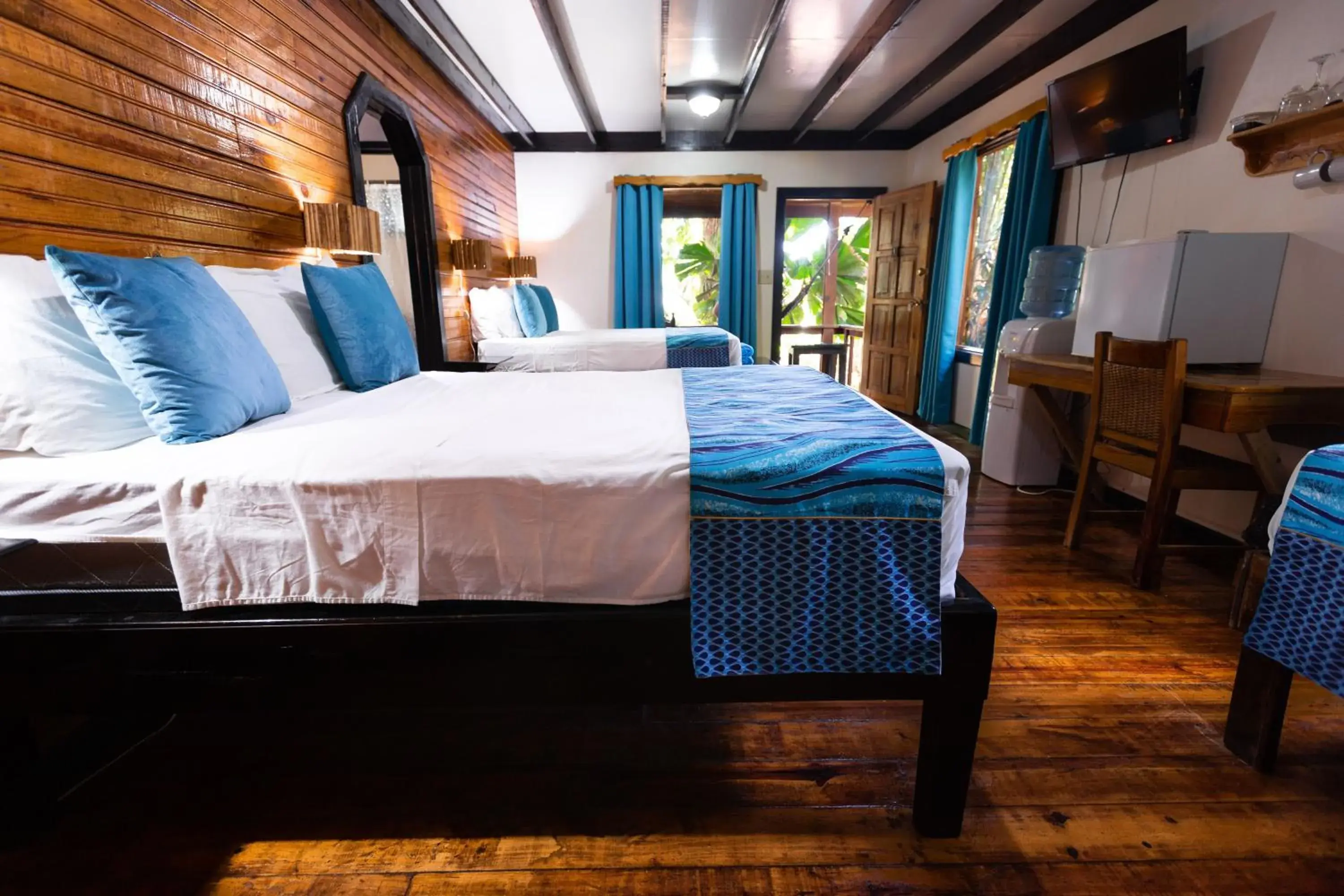 Bed in Mango Inn Resort Bed in Mango Inn Resort