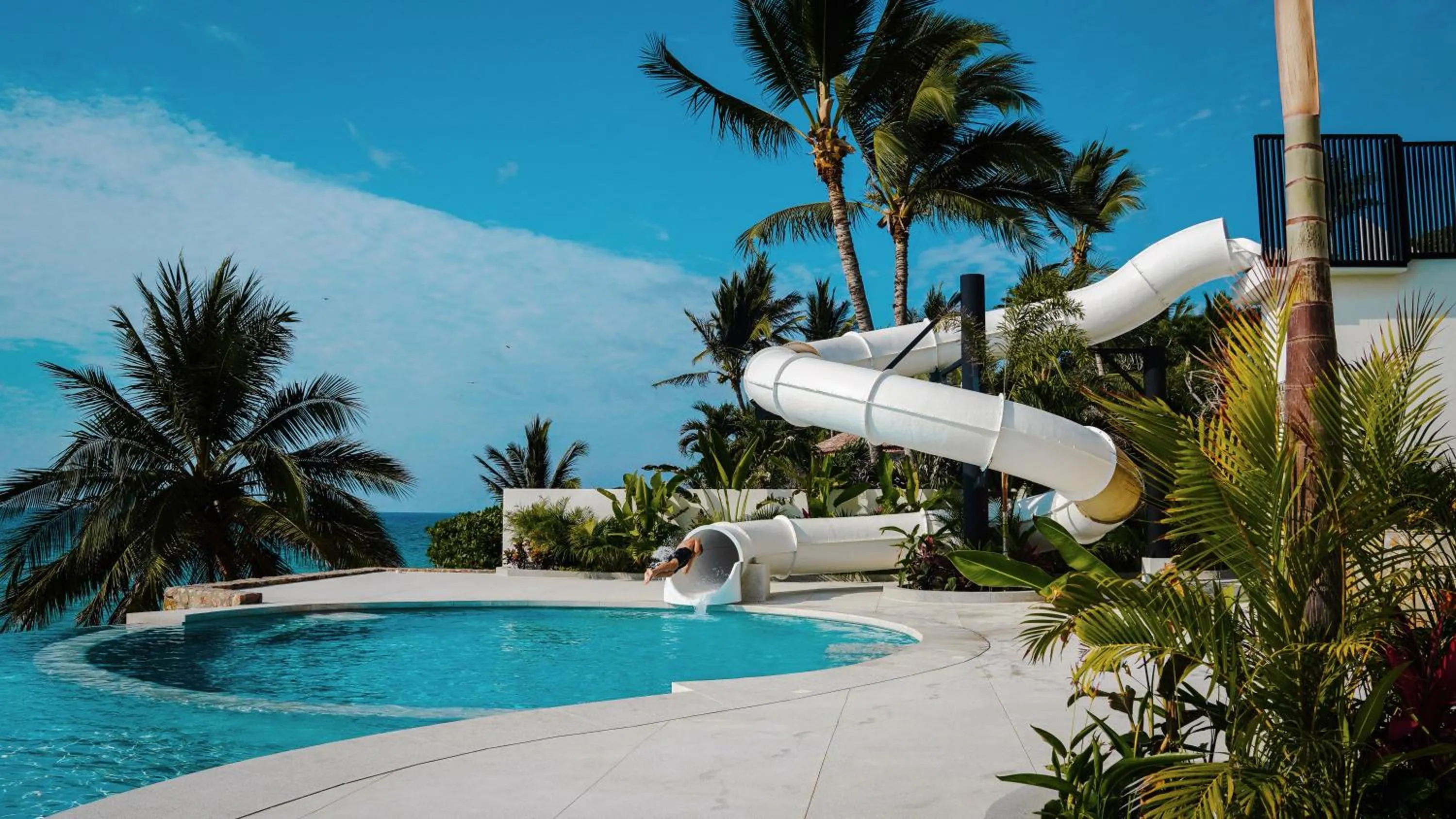 Swimming pool in La Puesta Sayulita