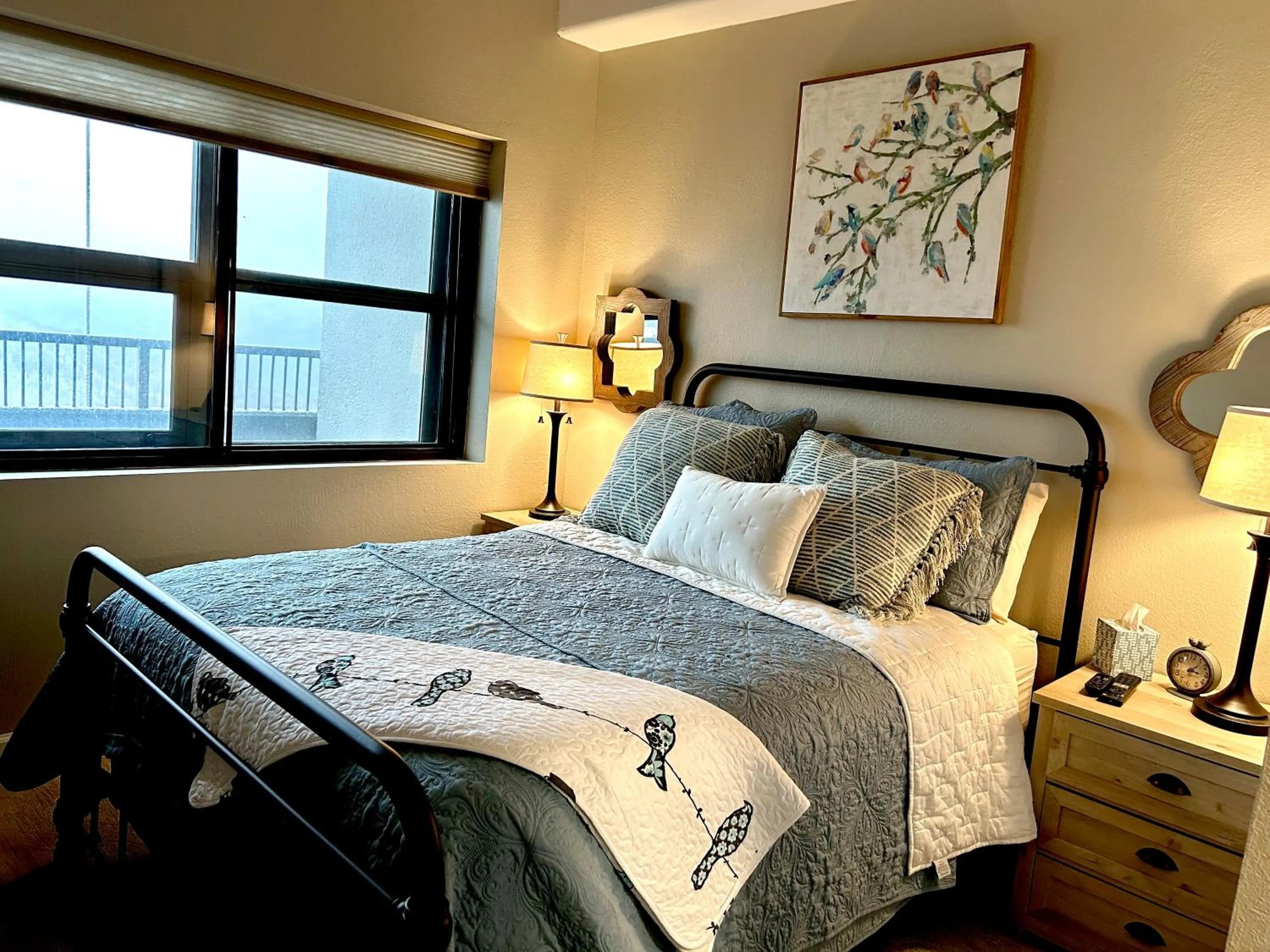 Bedroom, Bed in On top of the world at Sugar Top Resort