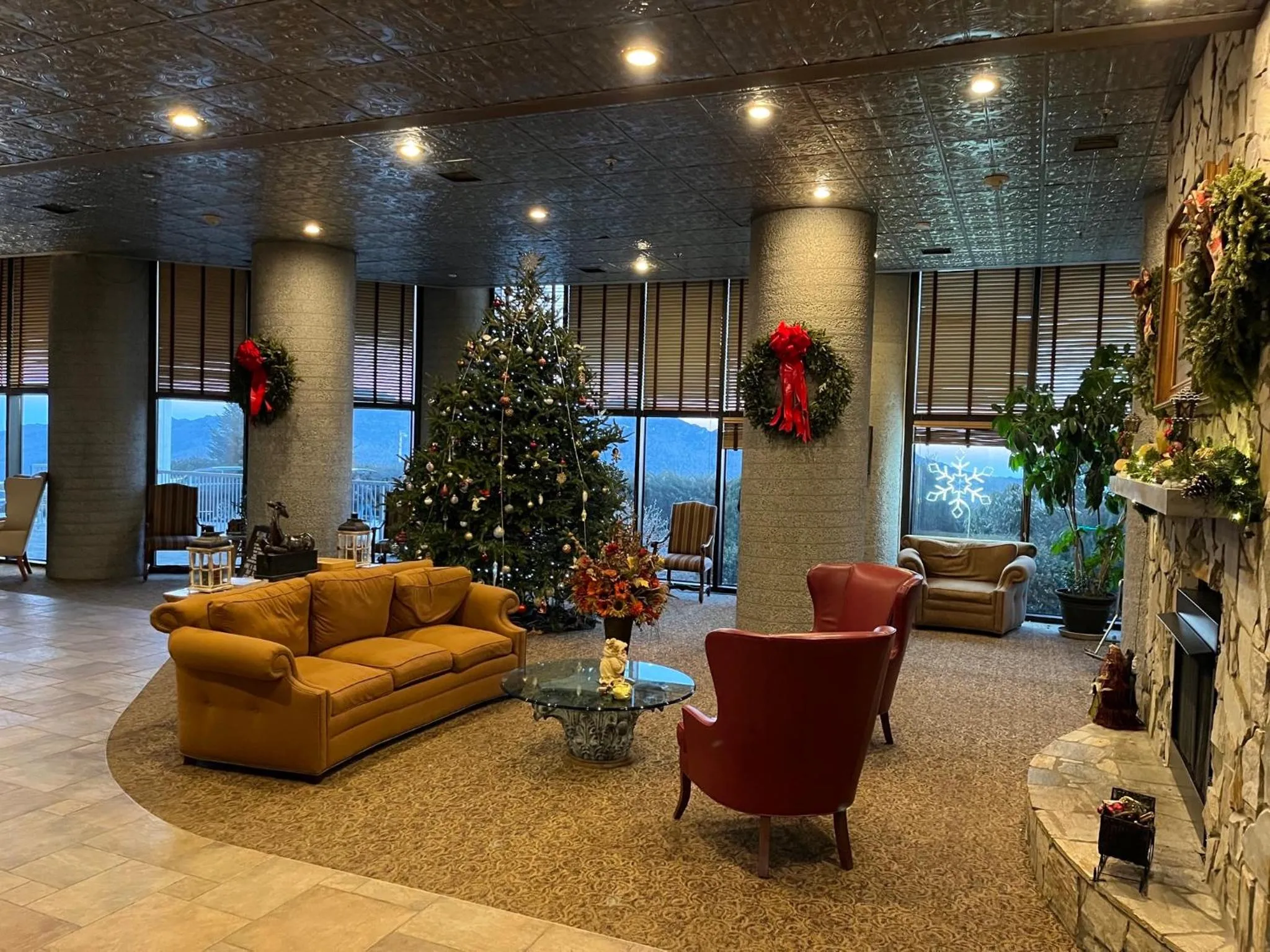 Lobby or reception in On top of the world at Sugar Top Resort