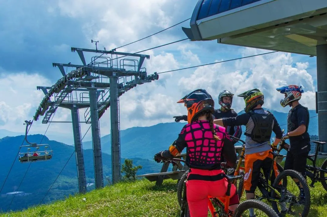 Cycling in On top of the world at Sugar Top Resort