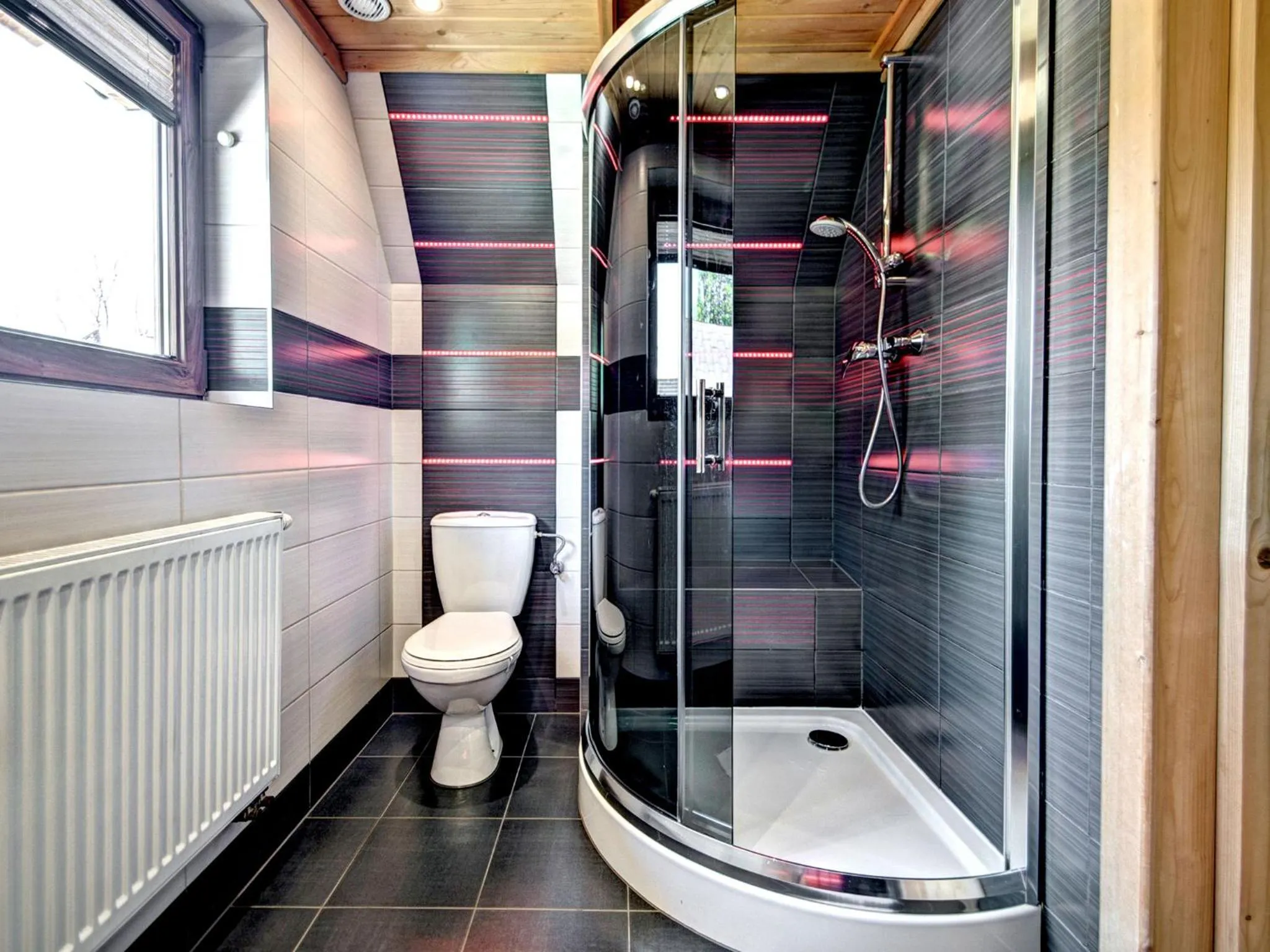 Shower in Osada Harenda