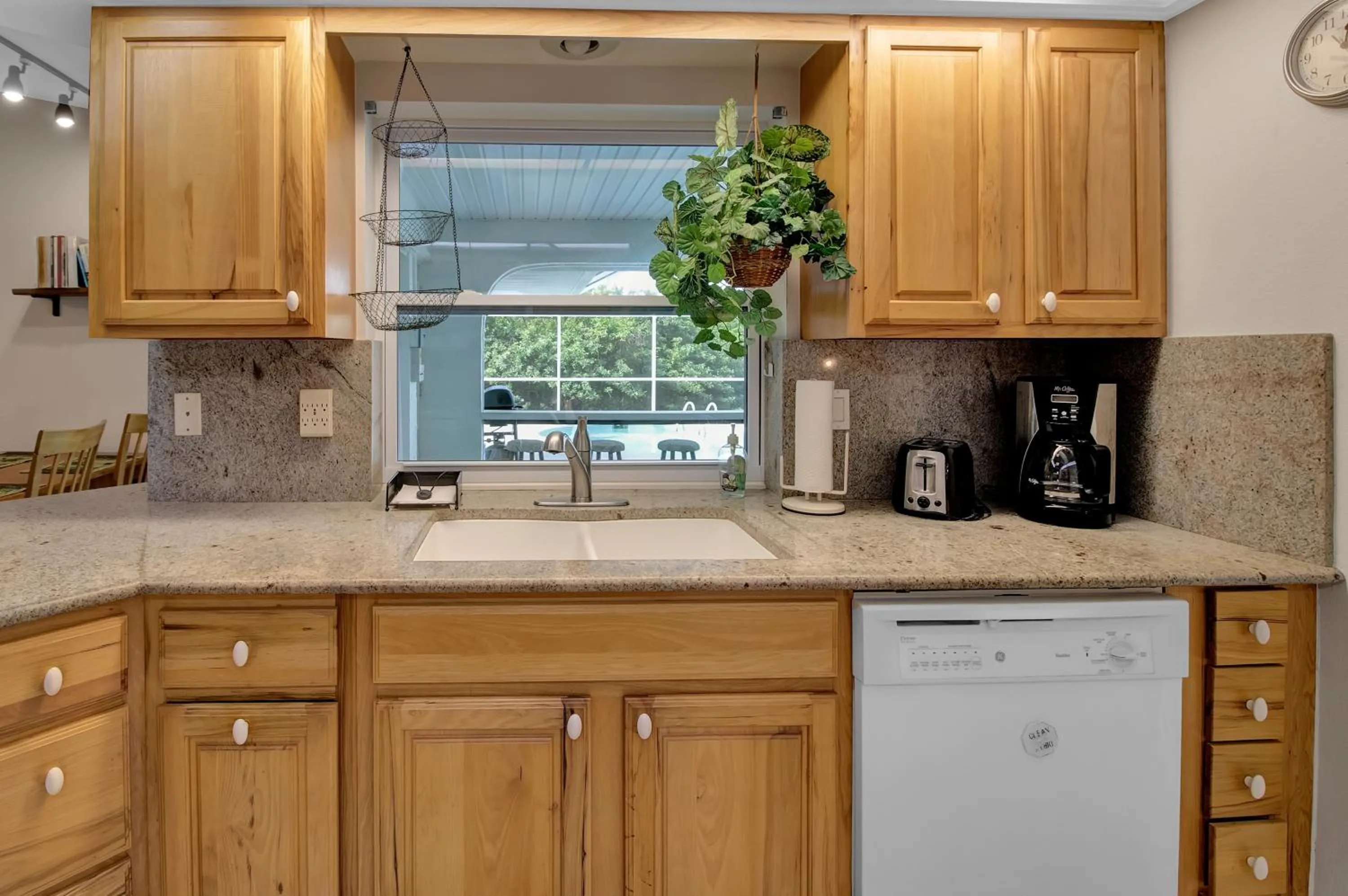 Kitchen or kitchenette in Joseph
