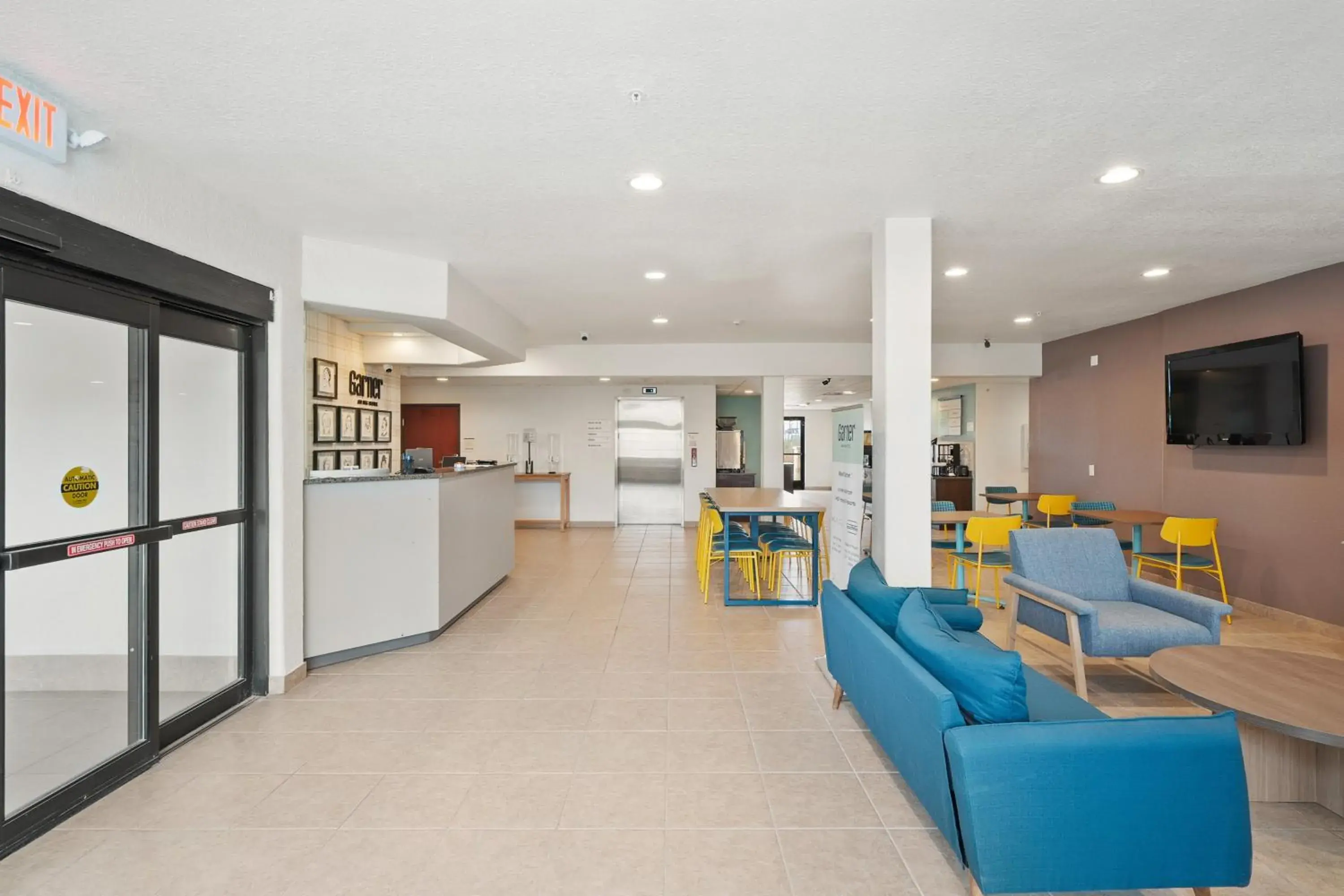 Property building in Garner Hotel Gonzales by IHG Property building in Garner Hotel Gonzales by IHG