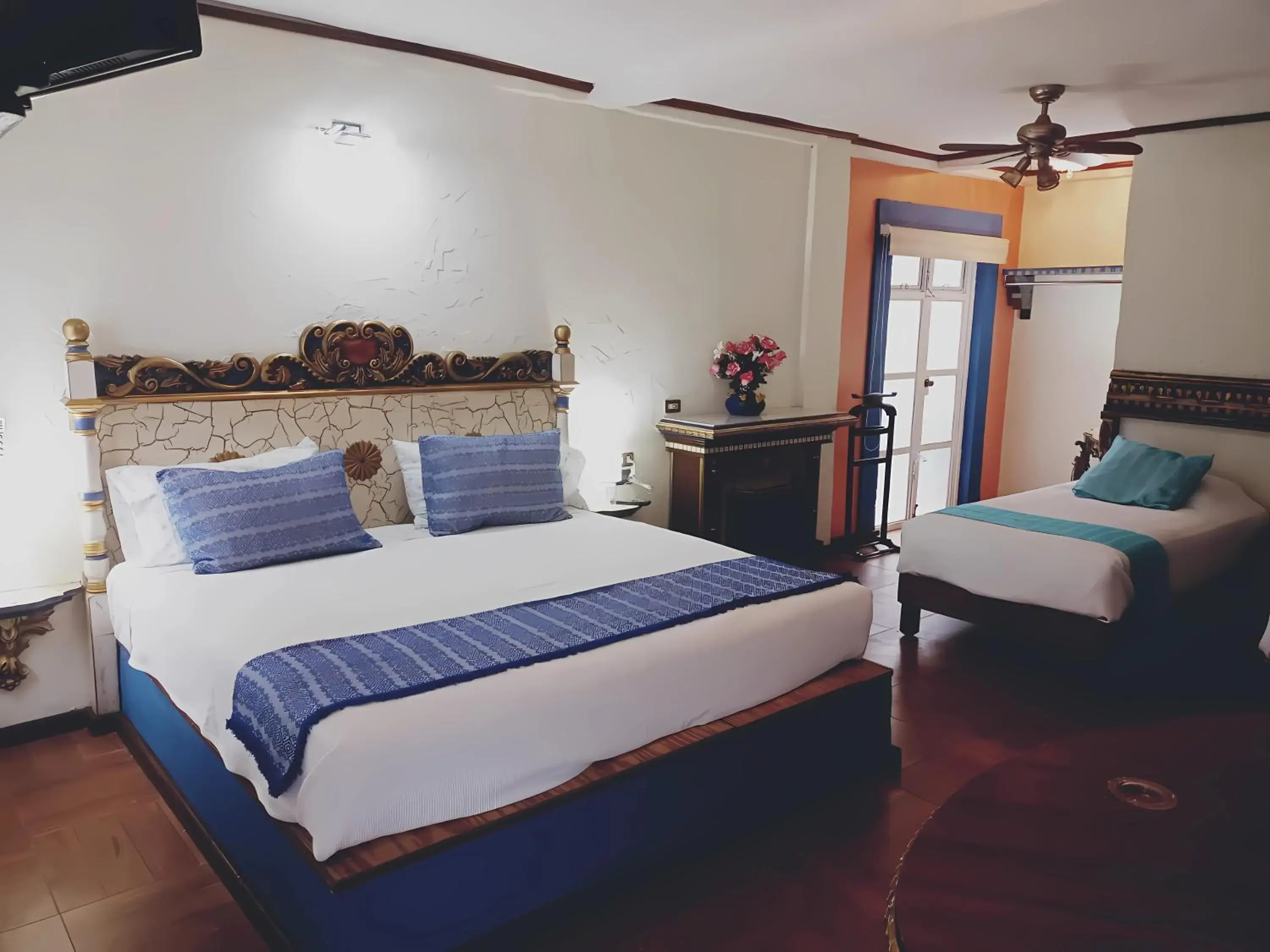 Bed in Mesón Yollotl Bed in Mesón Yollotl