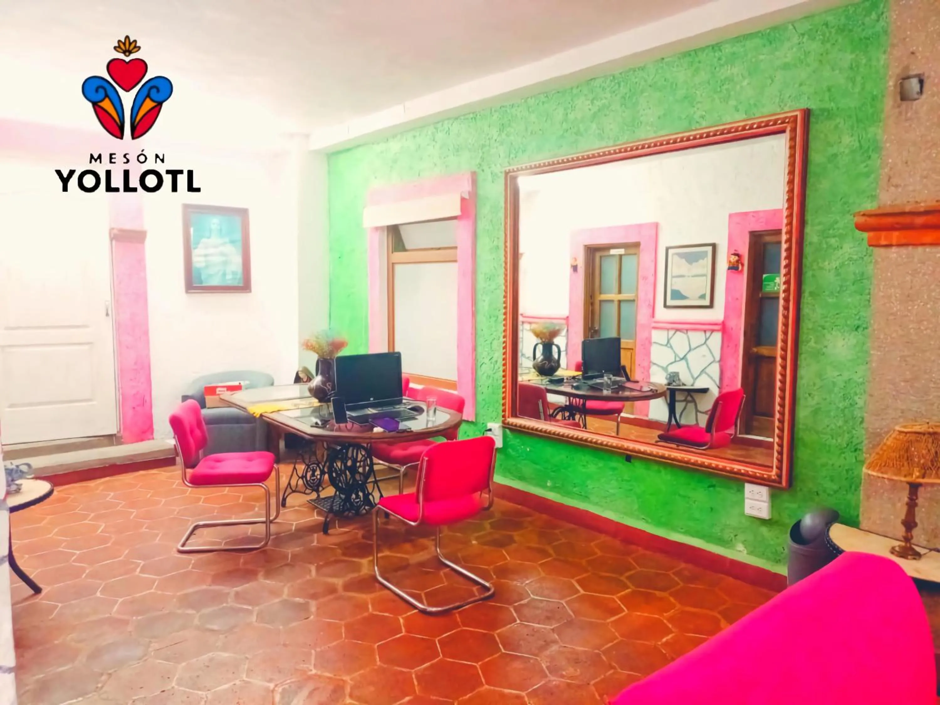 Seating area in Mesón Yollotl