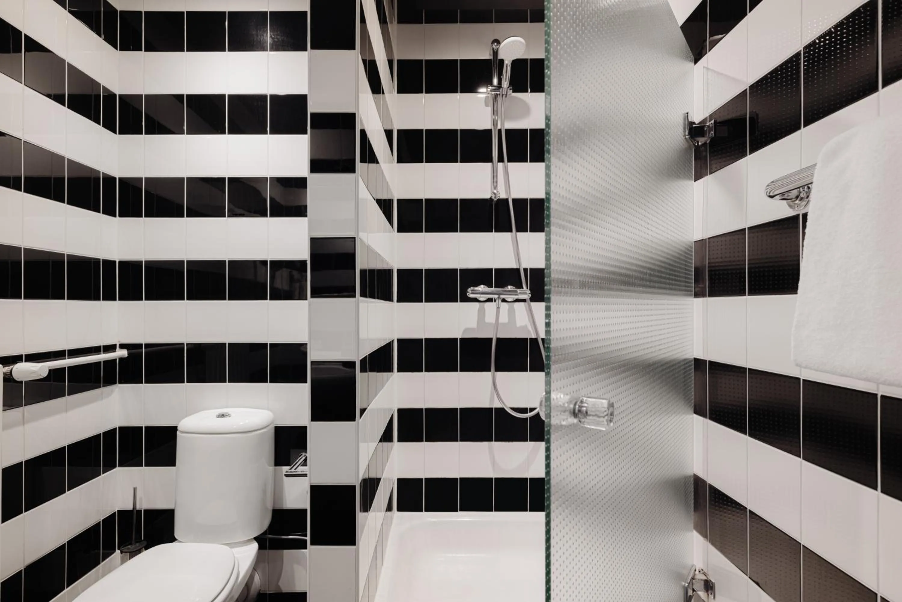 Bathroom in Leonardo Boutique Hotel Maastricht City Center