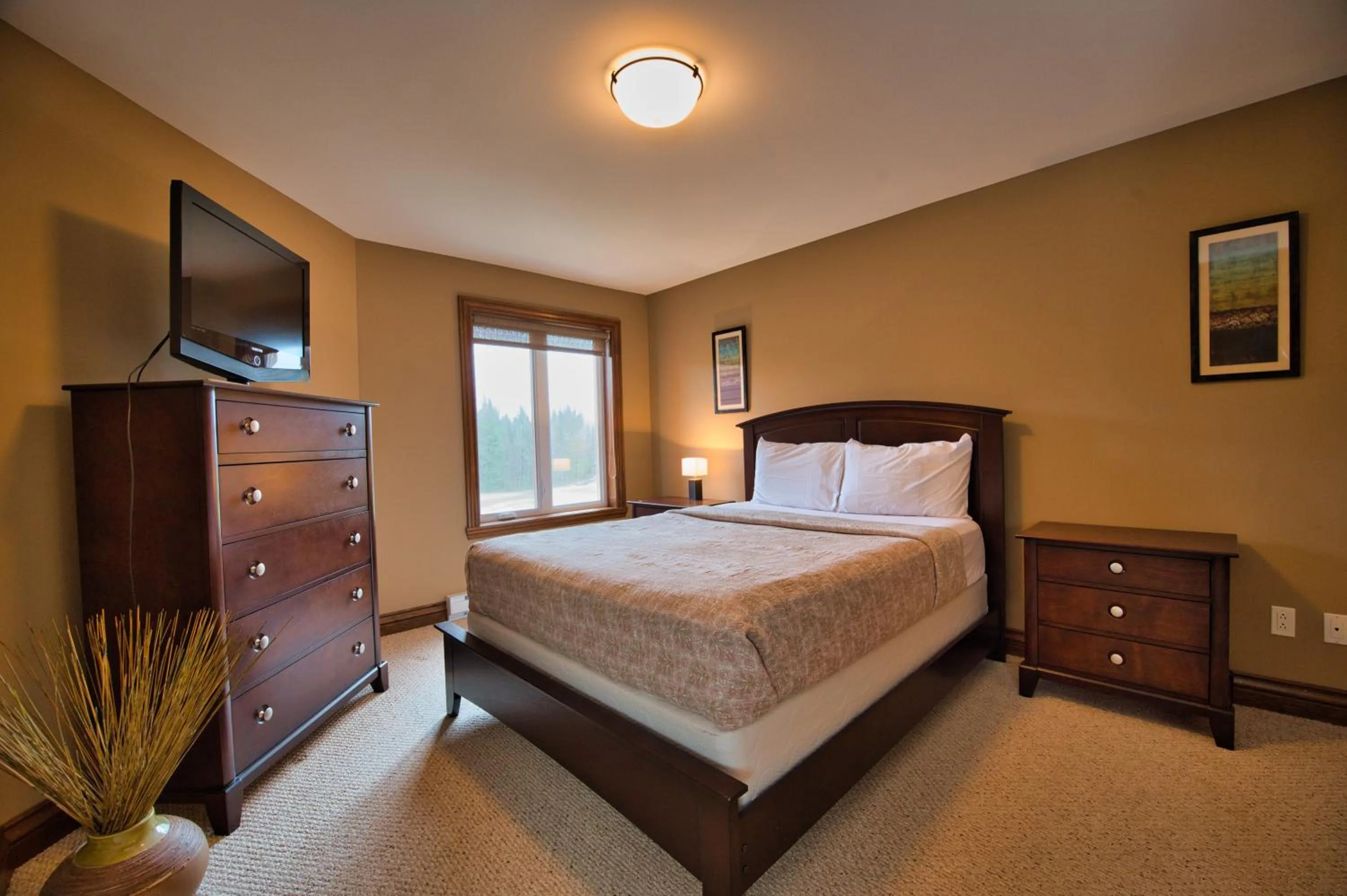 Bed in Rabaska by Rendez-Vous Mont-Tremblant