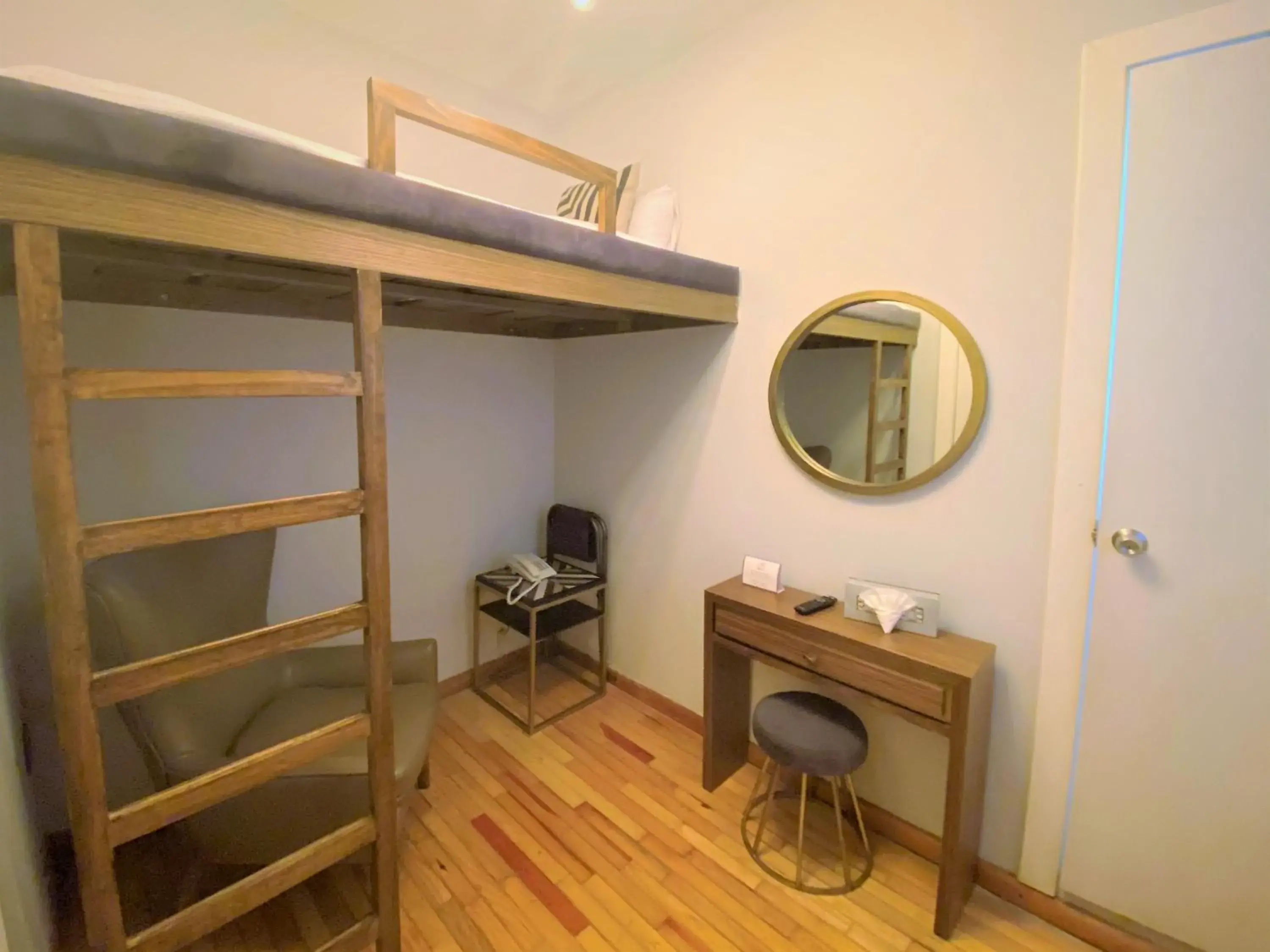 Bedroom in Suites Alcazar Bedroom in Suites Alcazar