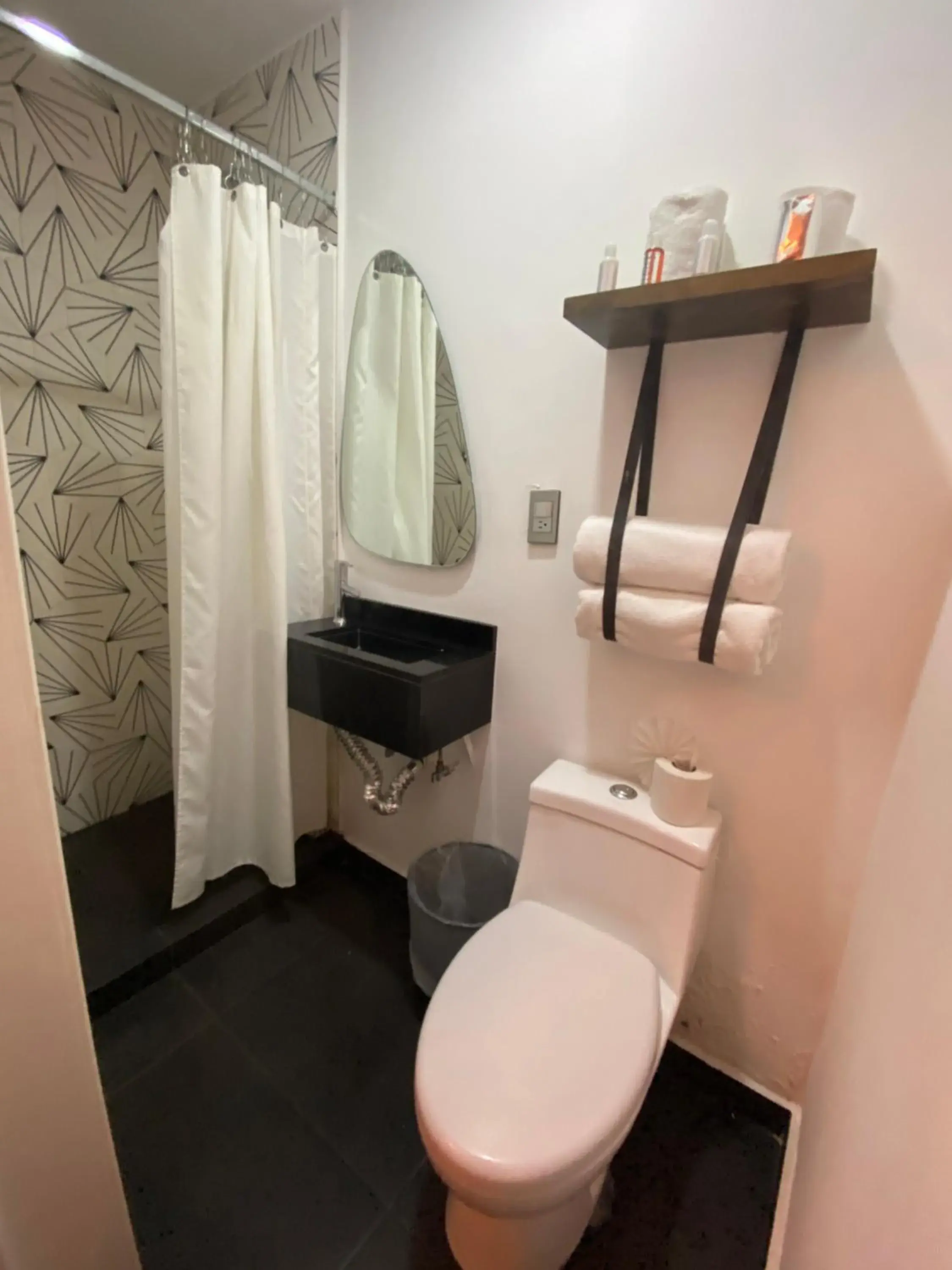 Shower in Suites Alcazar Shower in Suites Alcazar