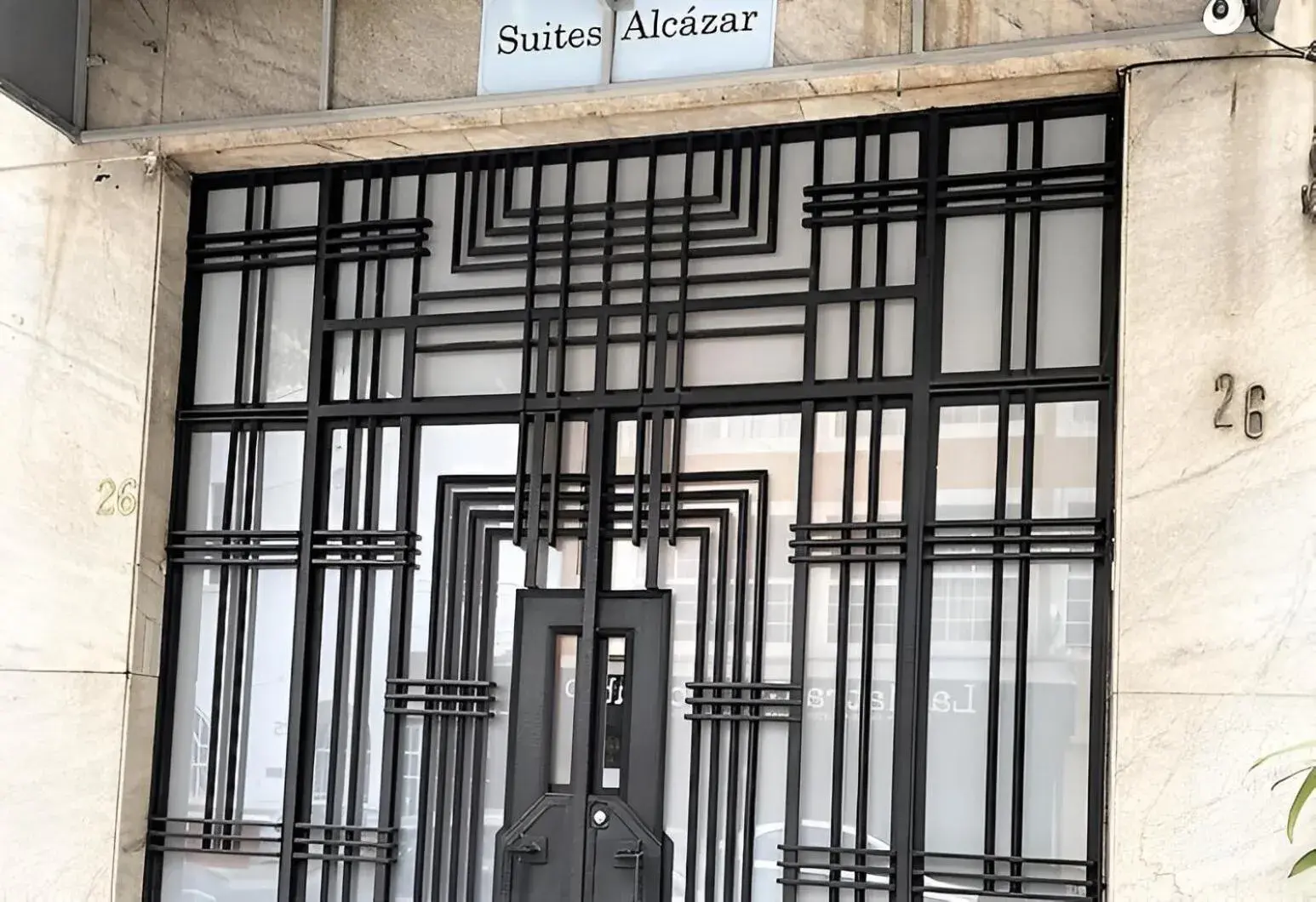 Property building in Suites Alcazar Property building in Suites Alcazar