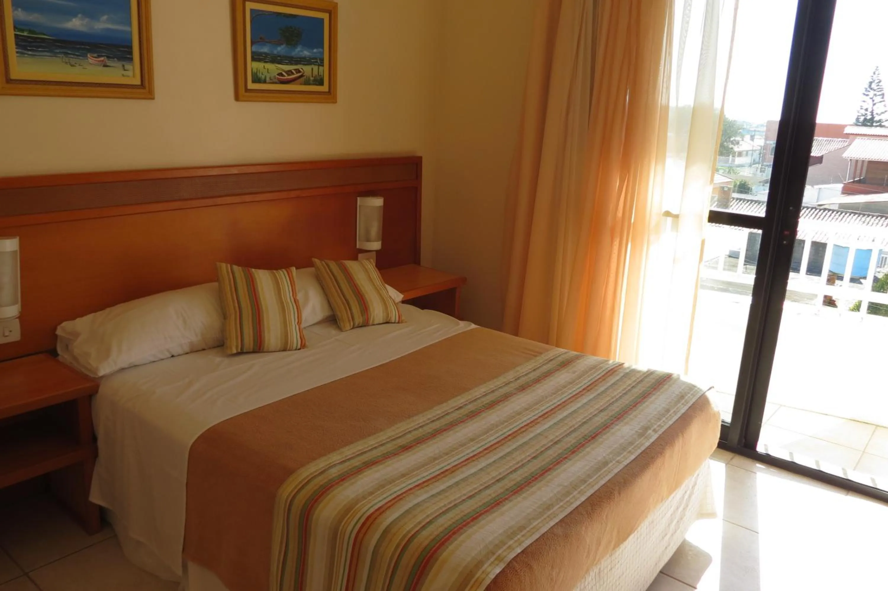 Bed in Nelson Praia Hotel
