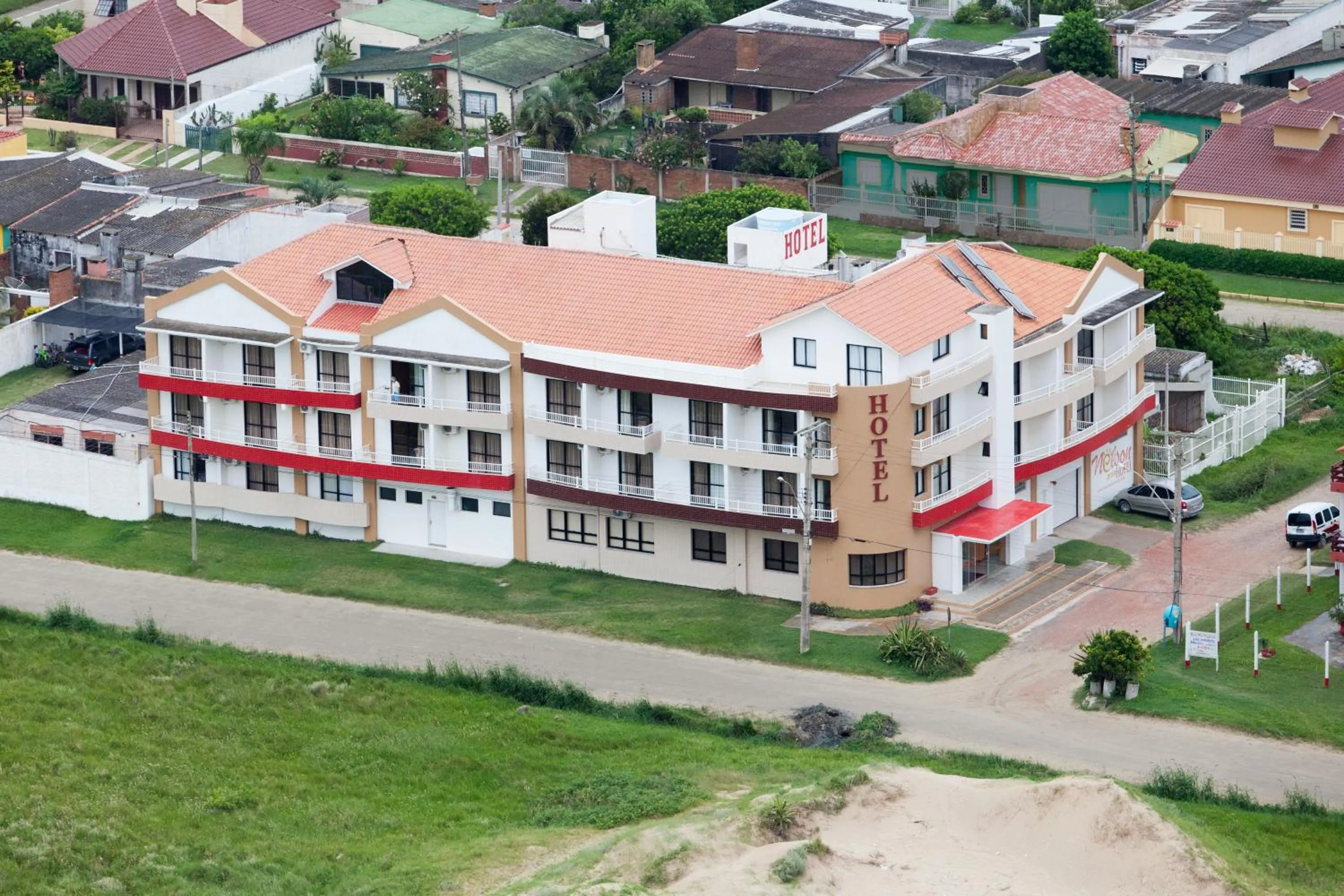 Bird's eye view in Nelson Praia Hotel