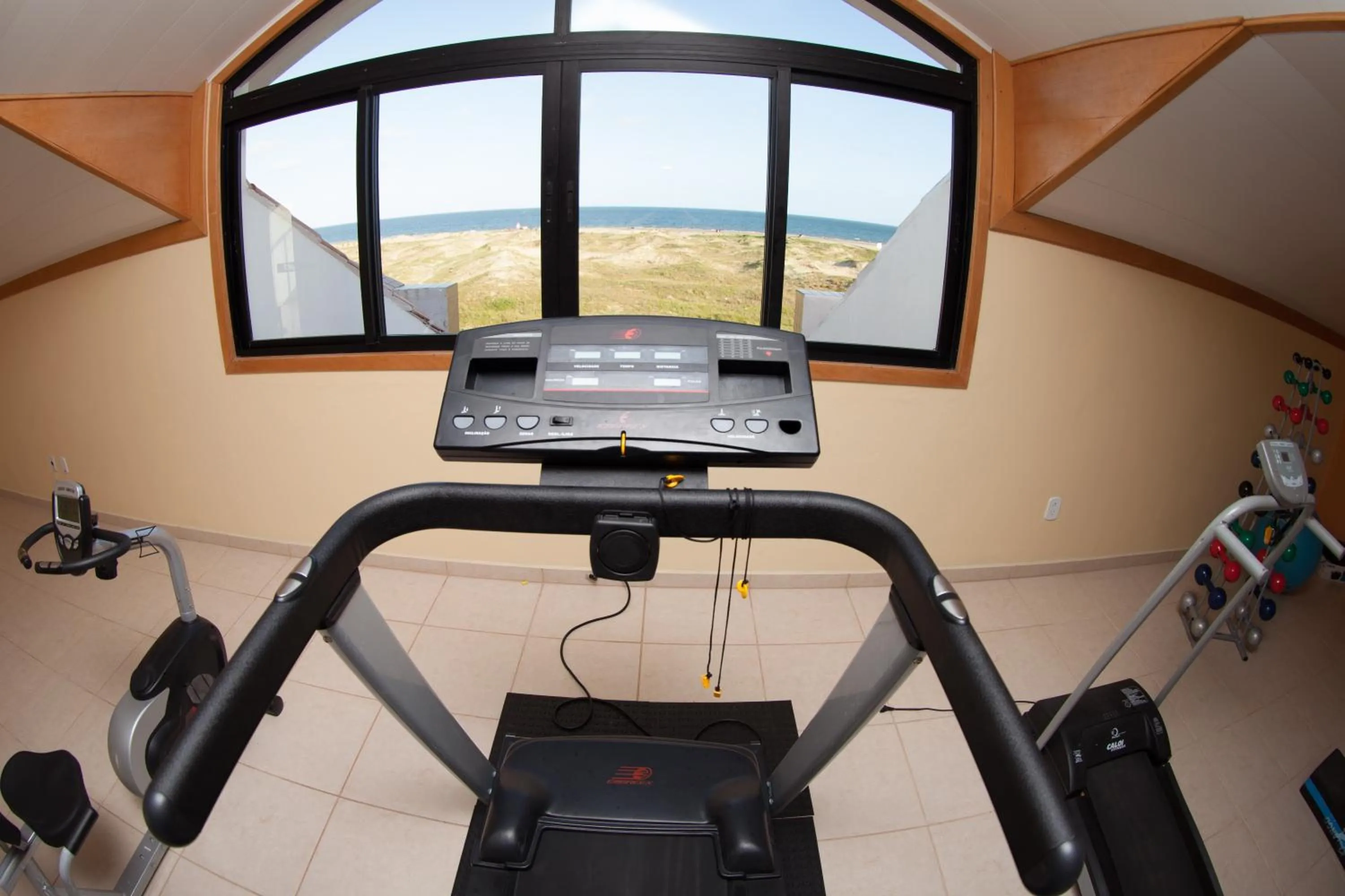 Fitness centre/facilities in Nelson Praia Hotel