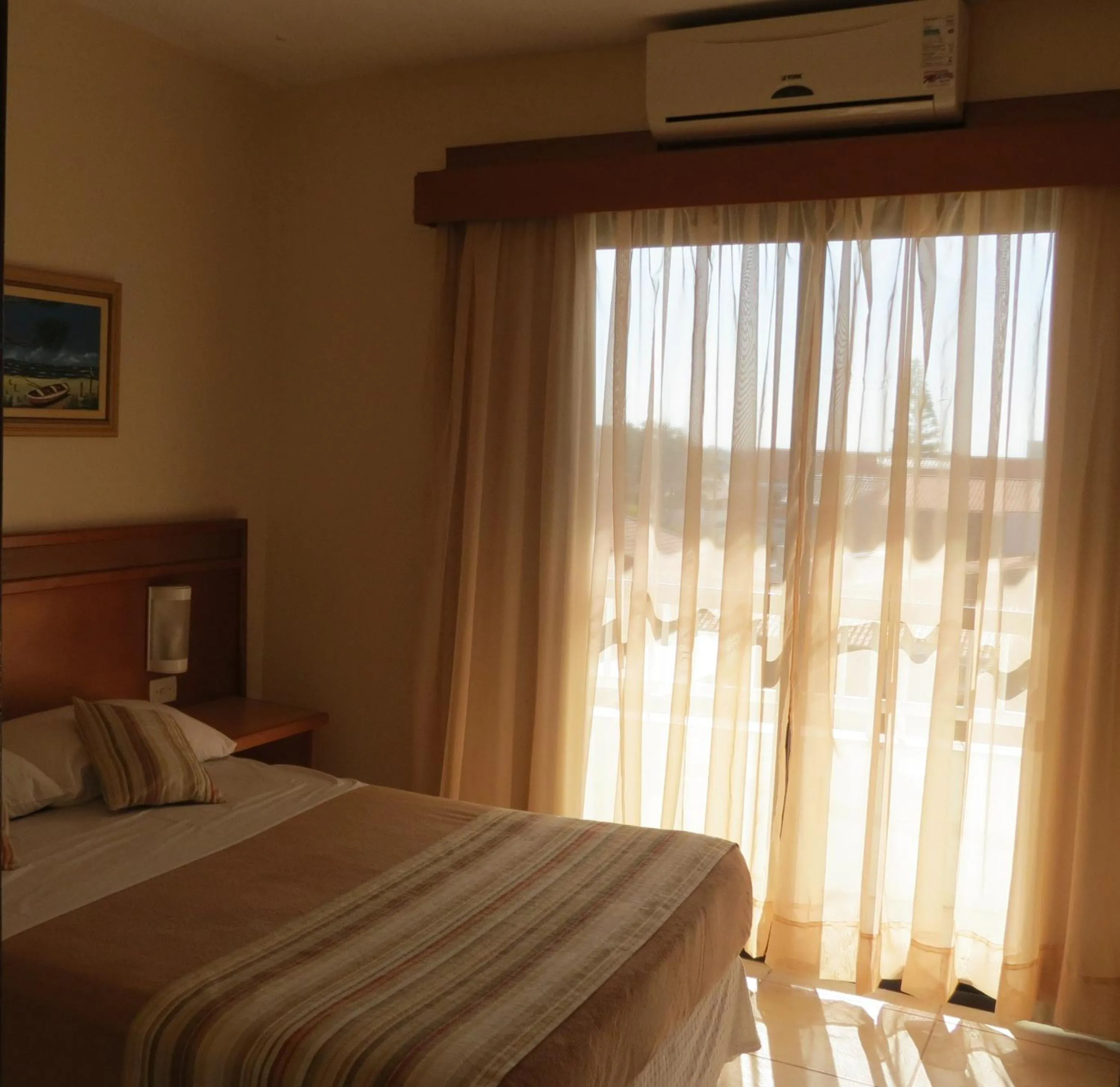 Bed in Nelson Praia Hotel