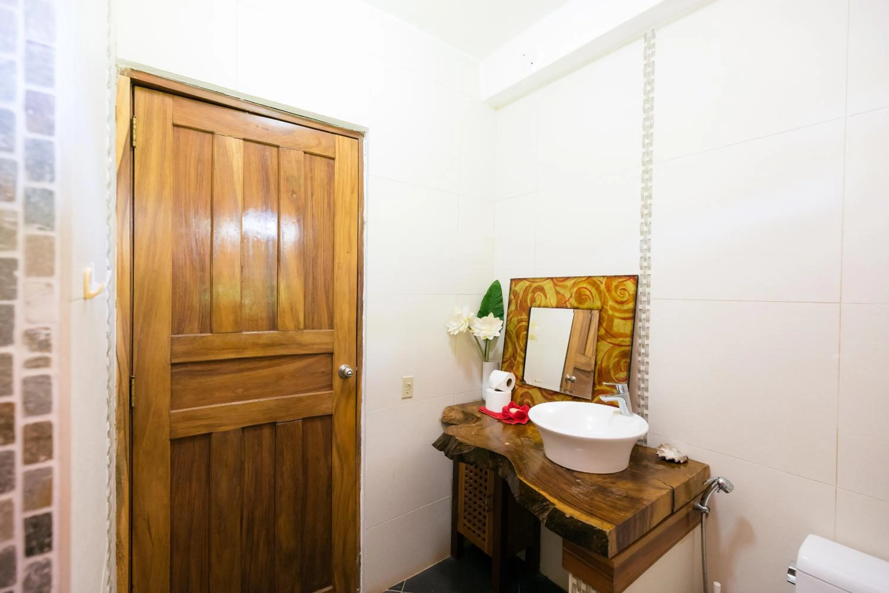 Bathroom in Punta Duarte Garden Inn
