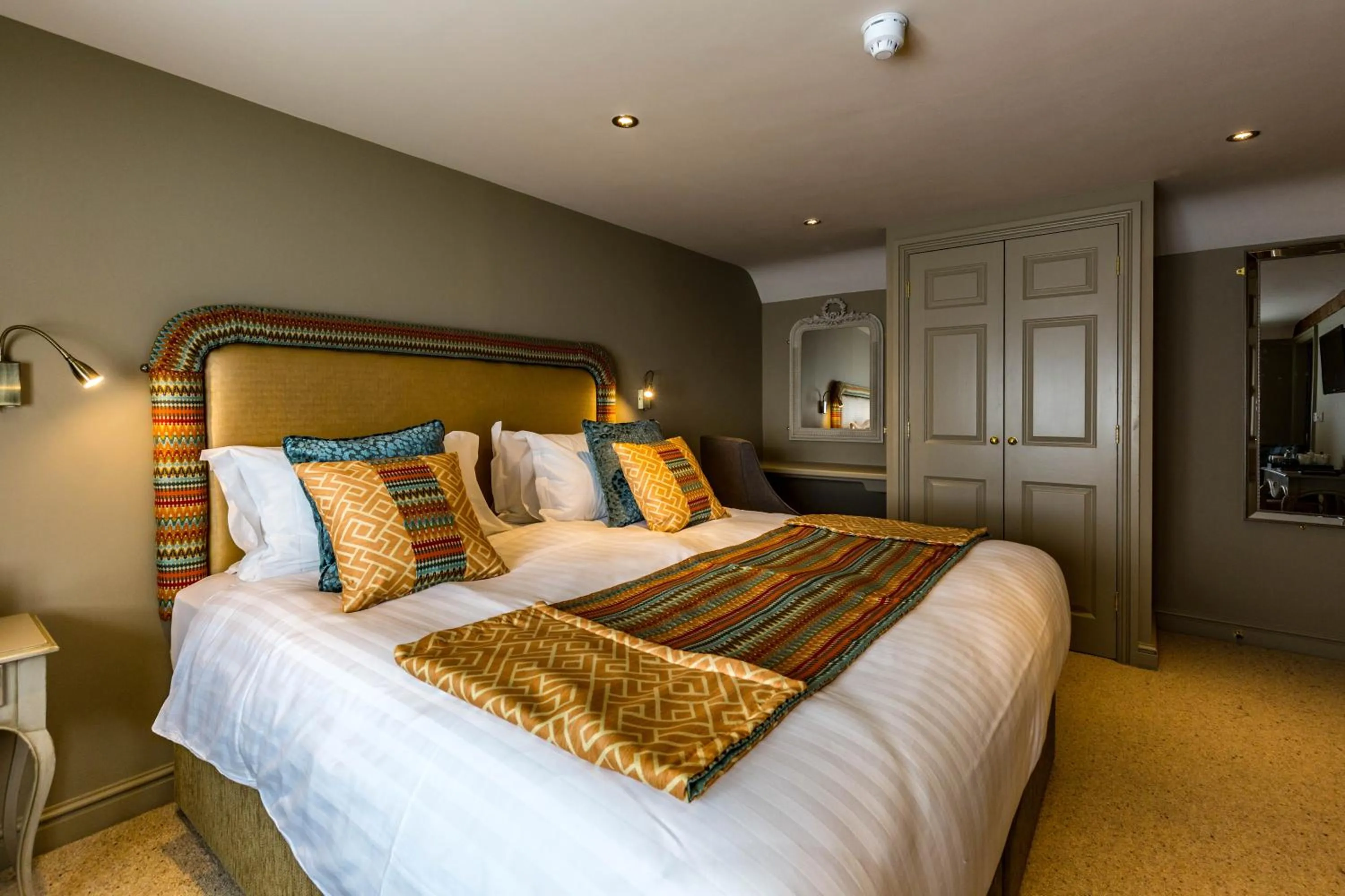 Bedroom, Bed in Washingborough Hall Hotel