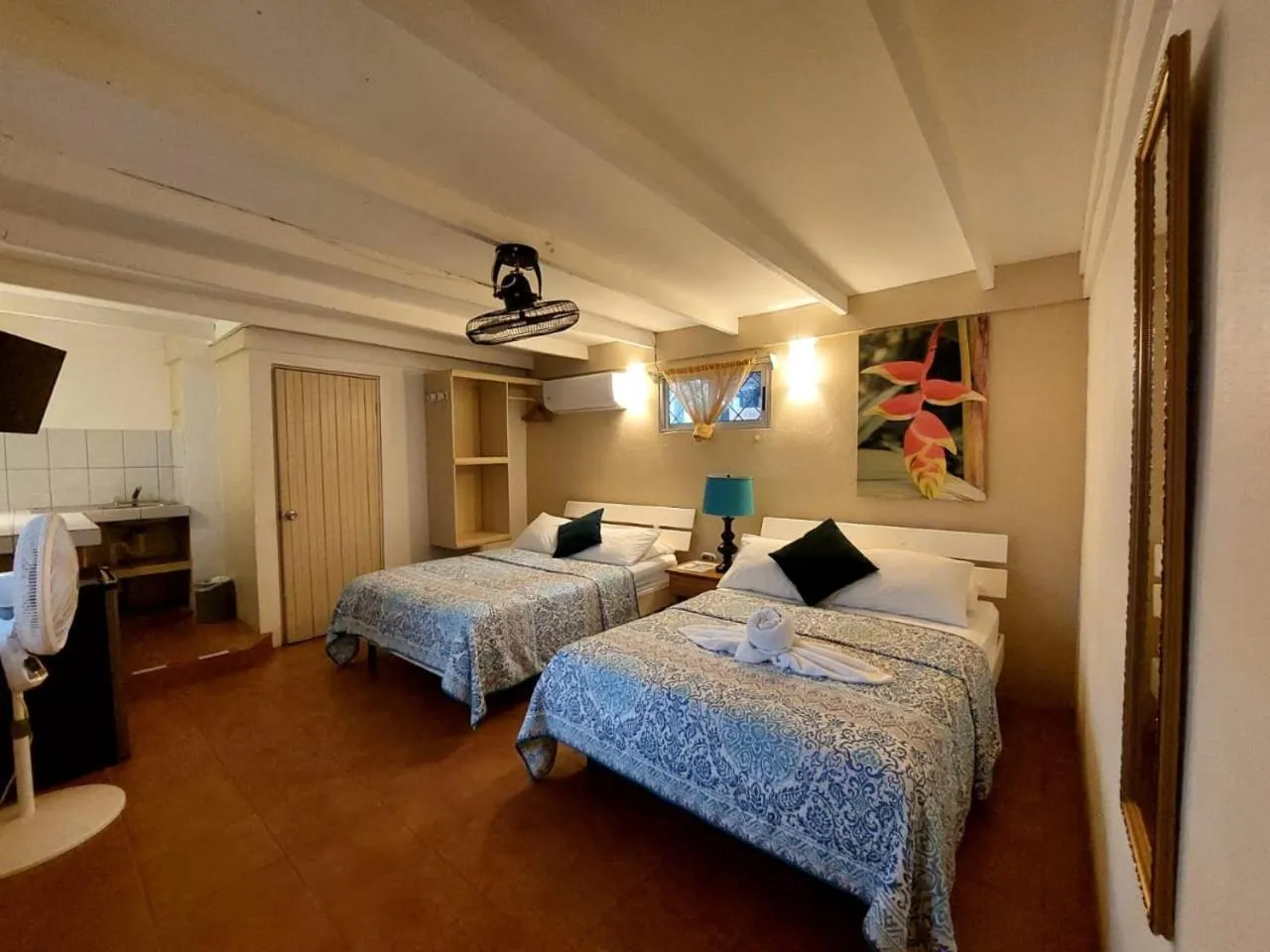 Bed in Hotel M&M Beach House