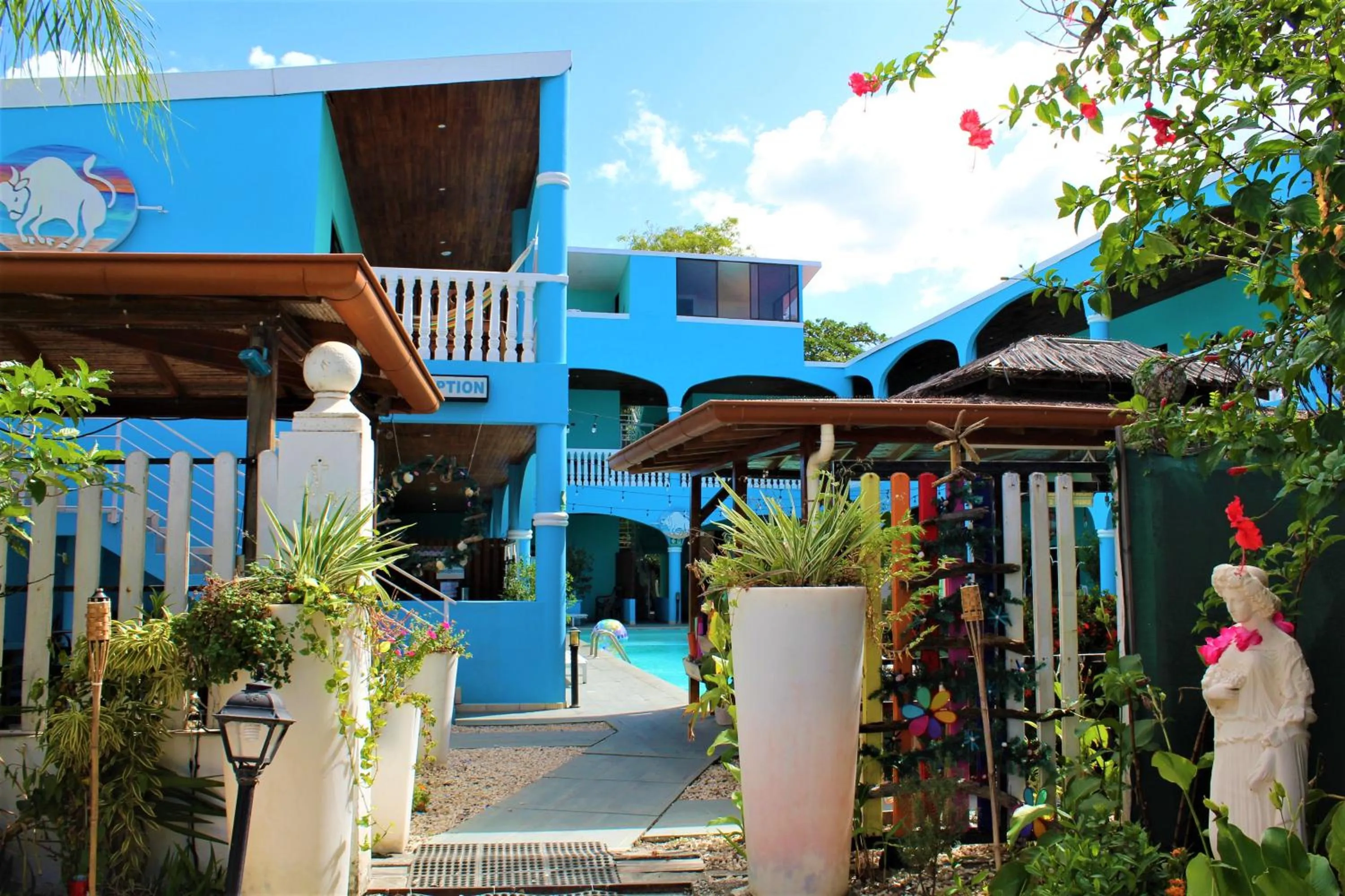 Property building in Toro Blanco