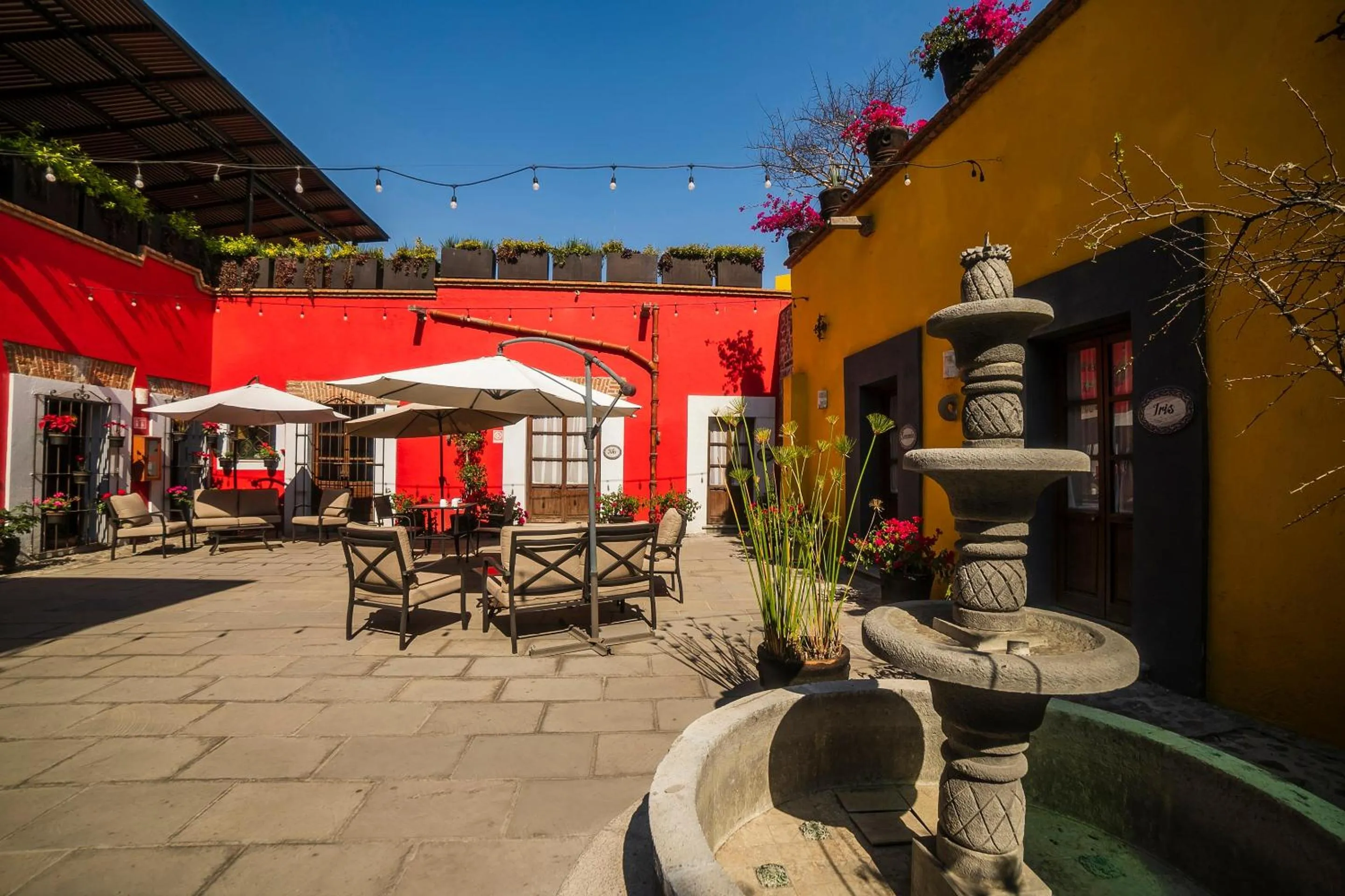 Other in Collection O Al otro lado del rio, Puebla