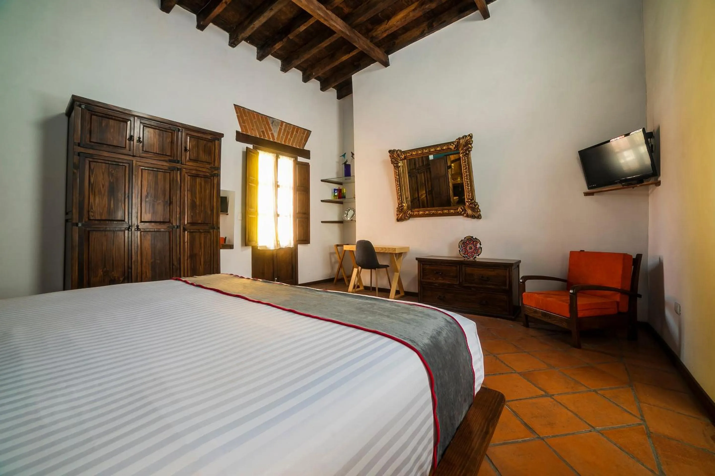 Bedroom, Bed in Collection O Al otro lado del rio, Puebla