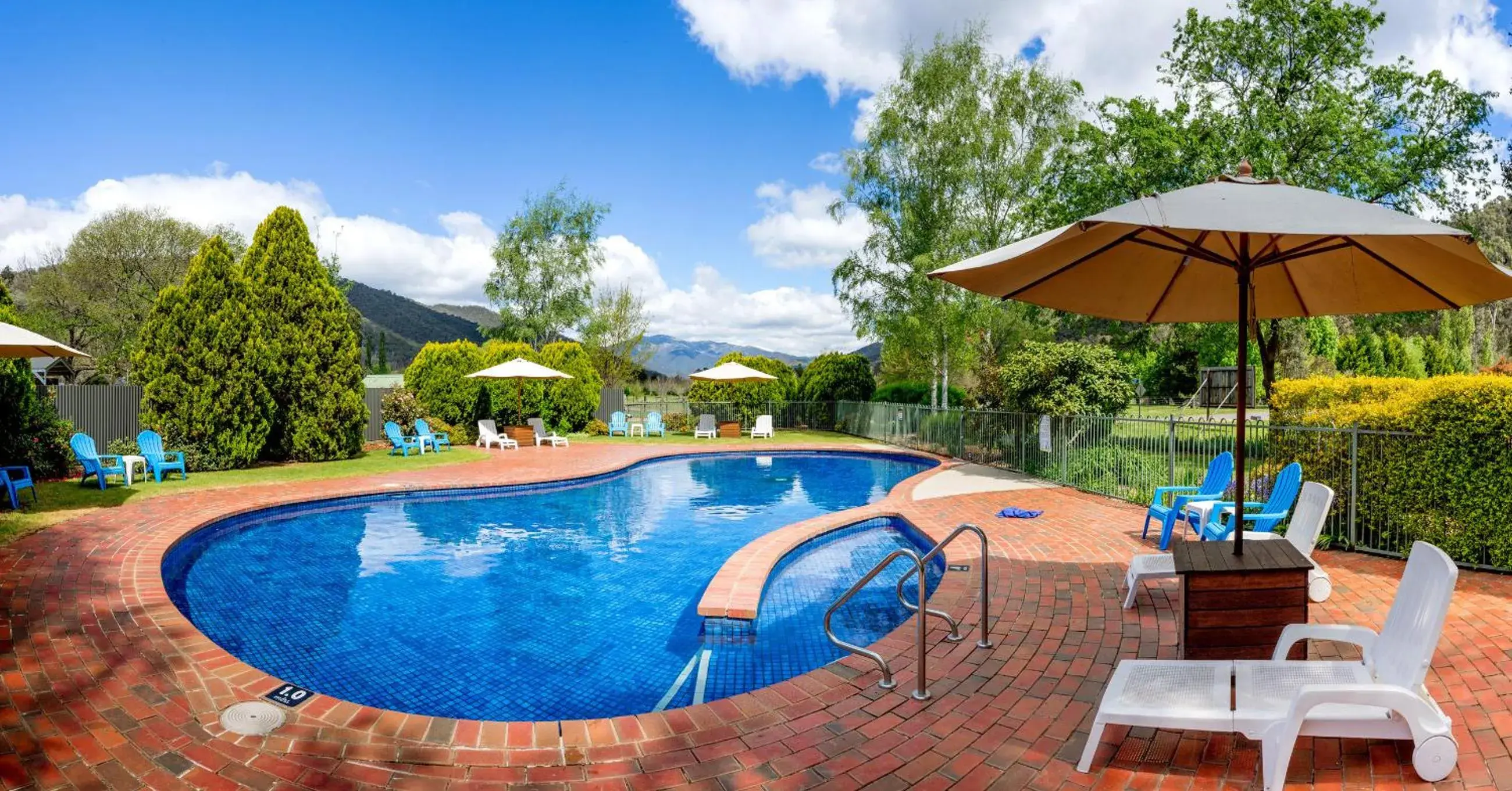 Swimming pool in Discovery Parks - Bright Swimming pool in Discovery Parks - Bright